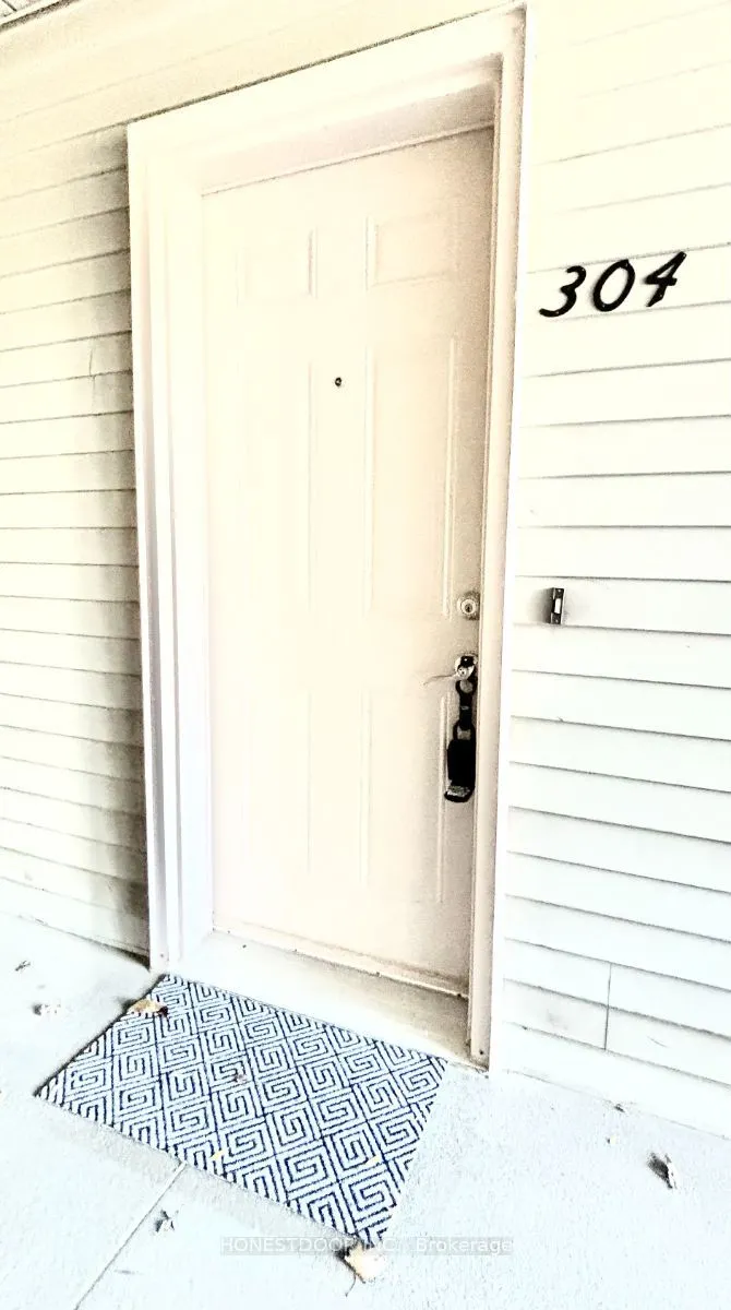 2030 Cleaver Avenue, #304