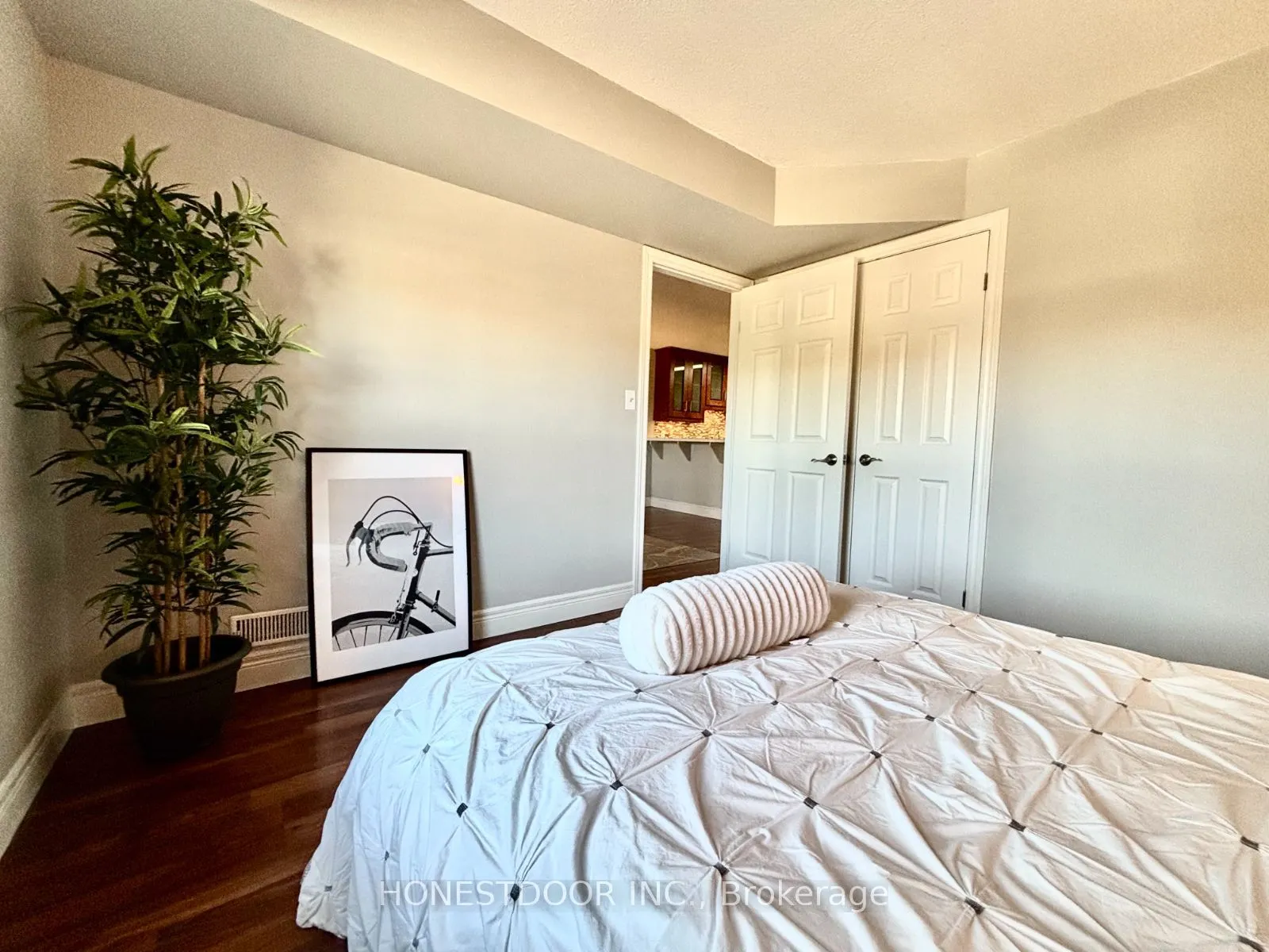 2030 Cleaver Avenue, #304