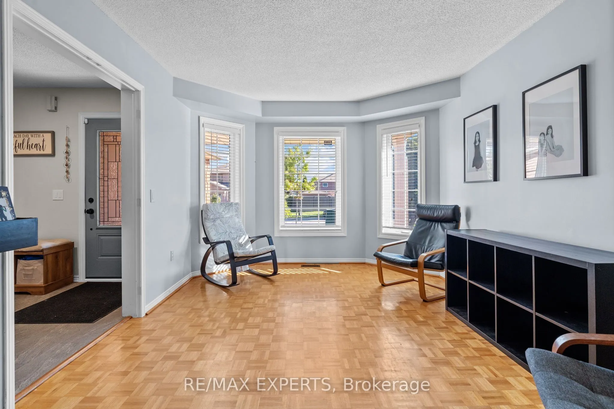 8 Strawberry Hill Court
