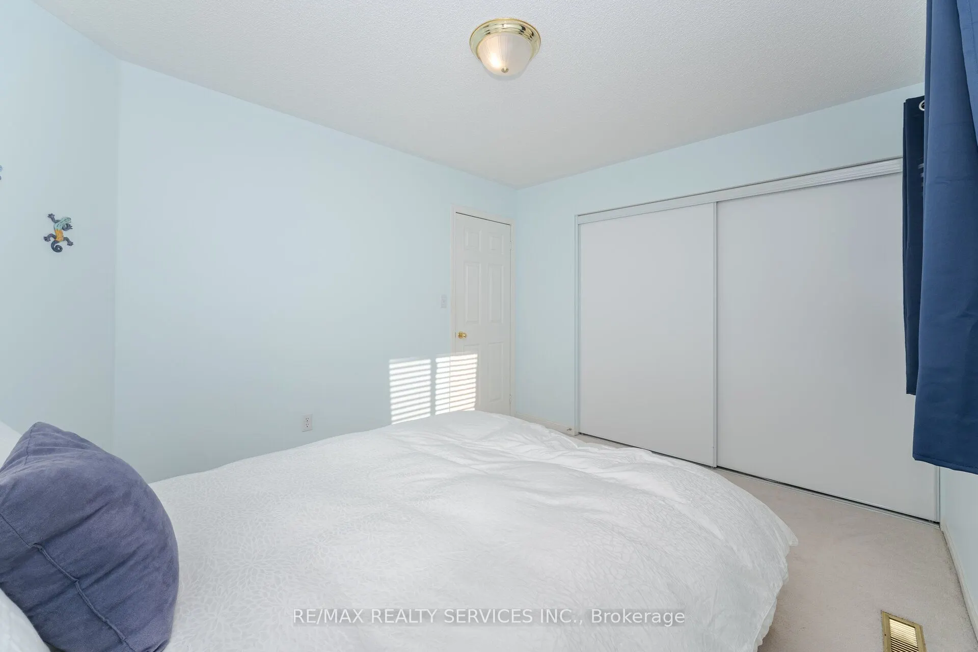 112 Sweetwood Circle