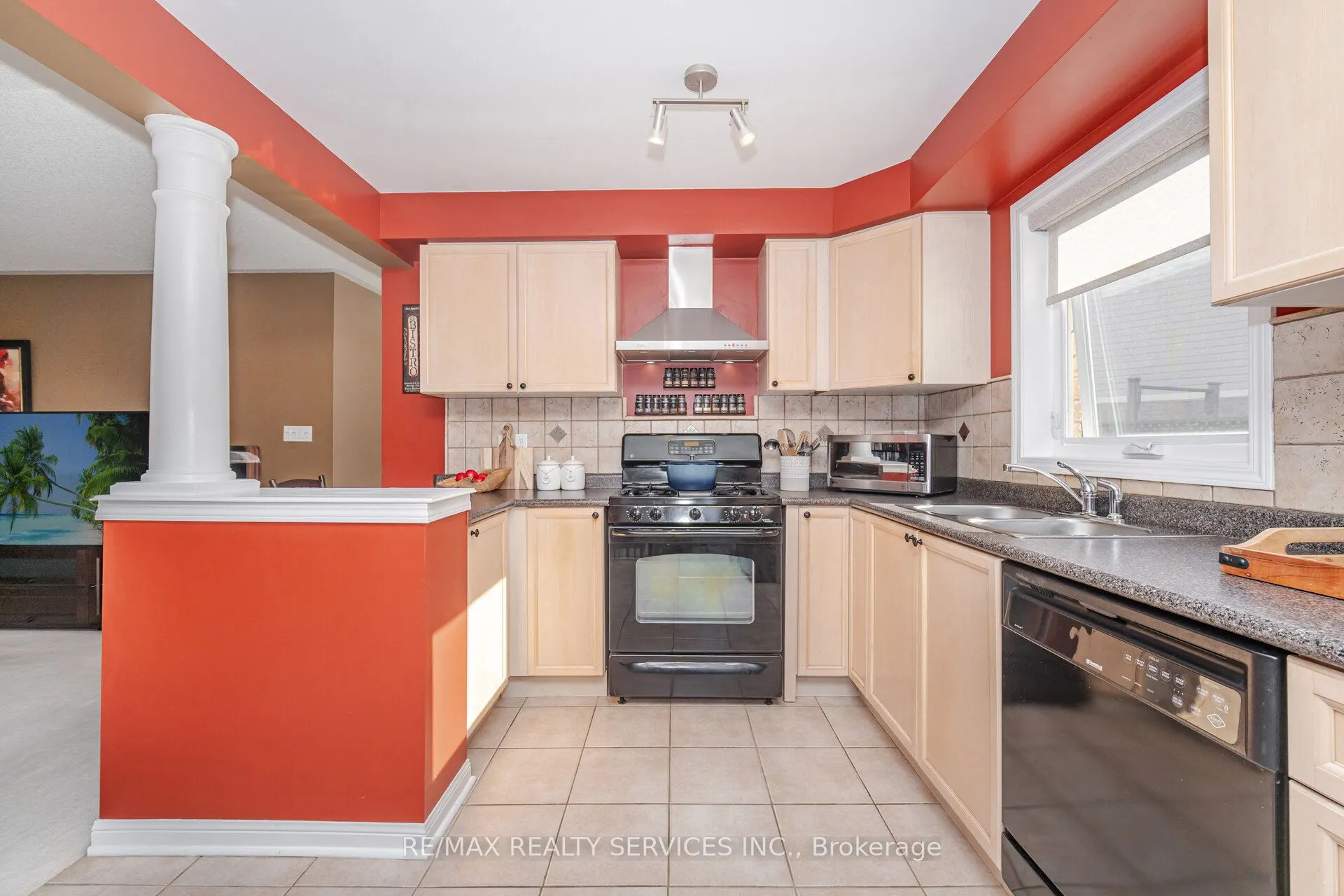112 Sweetwood Circle