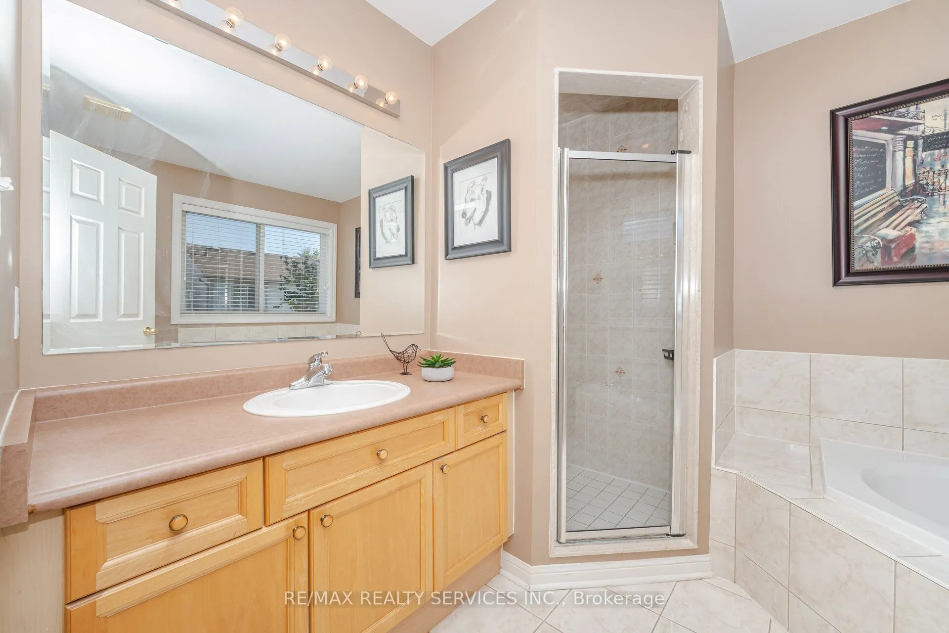 112 Sweetwood Circle