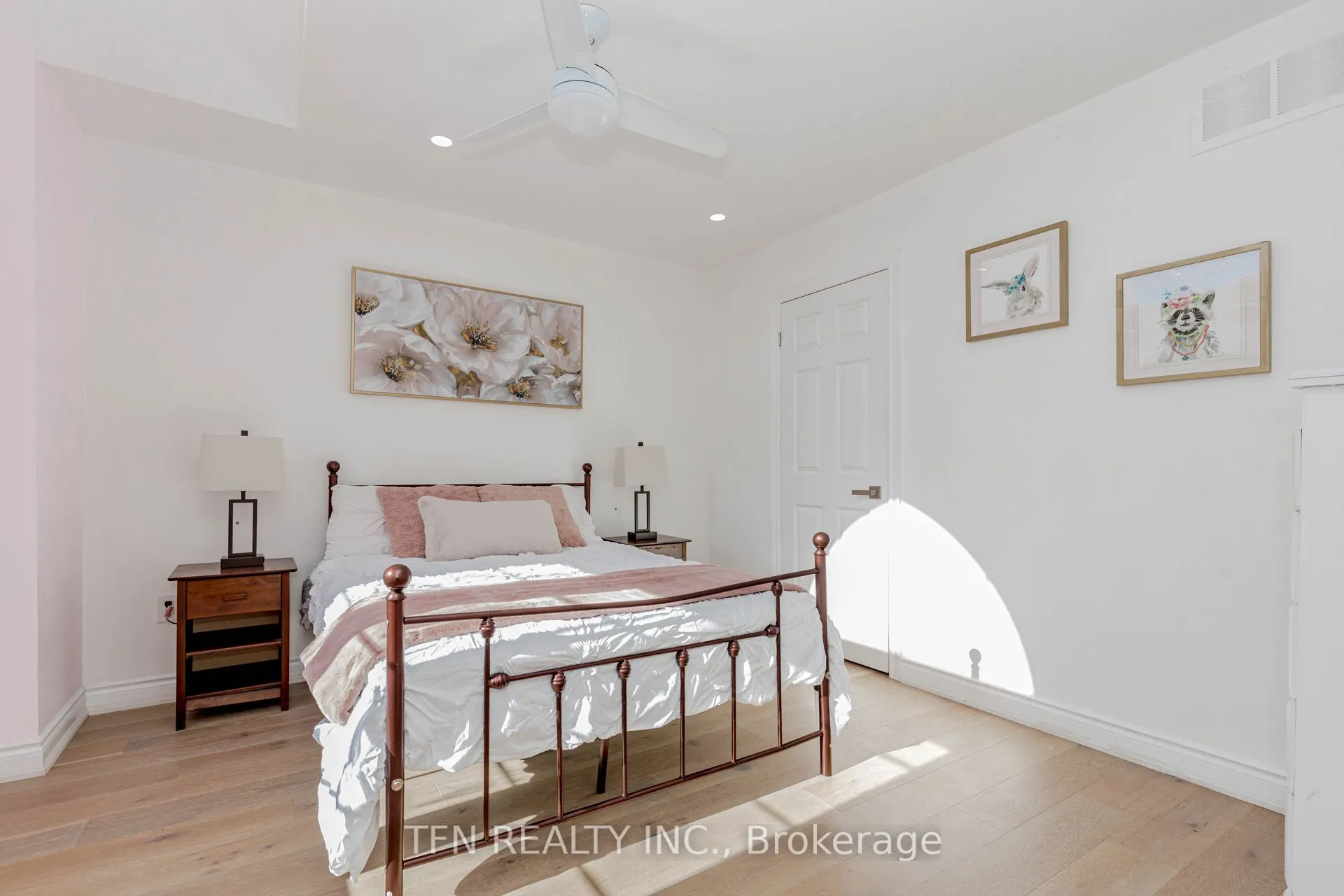 7108 Gablehurst Crescent