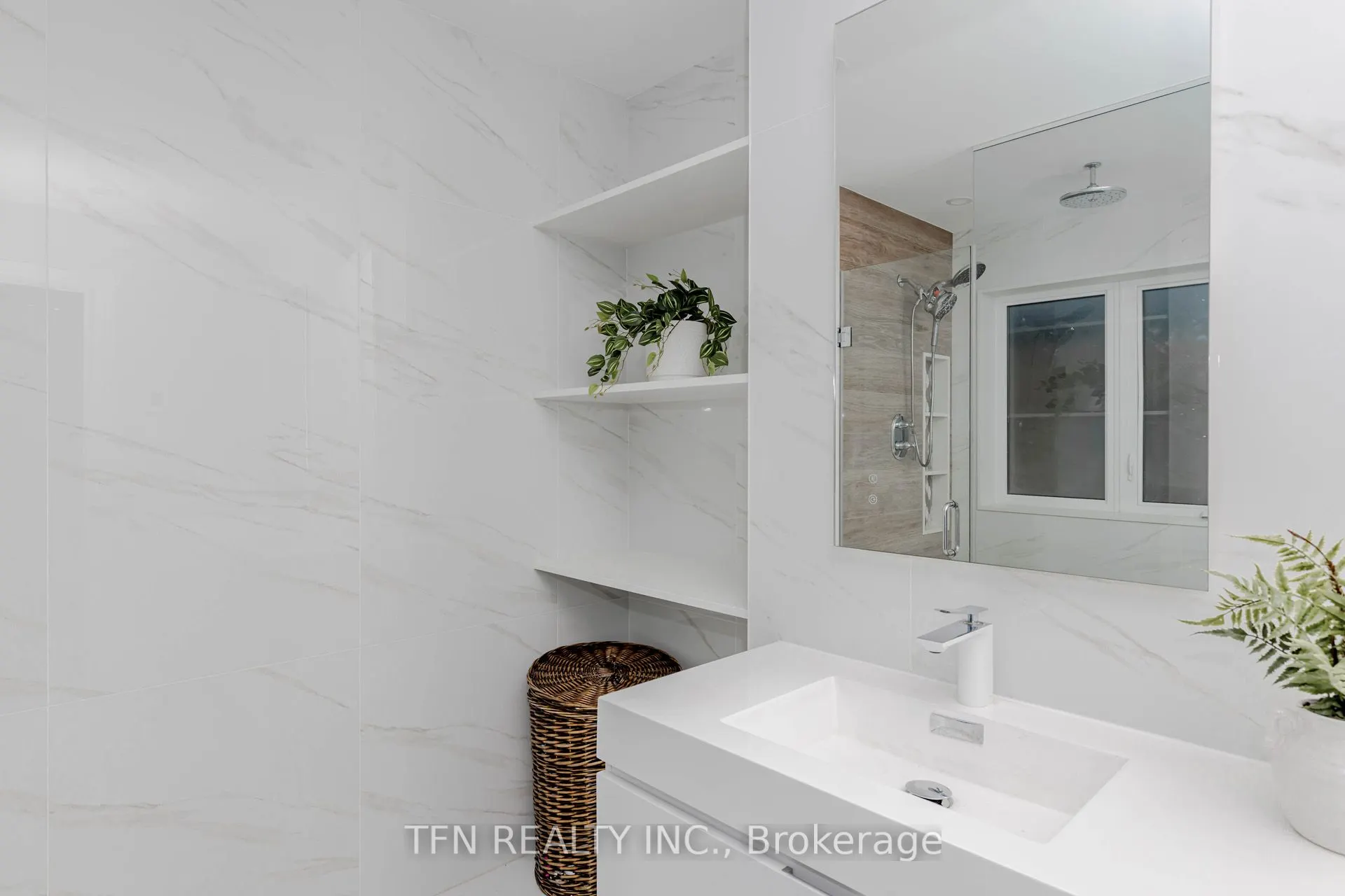 7108 Gablehurst Crescent