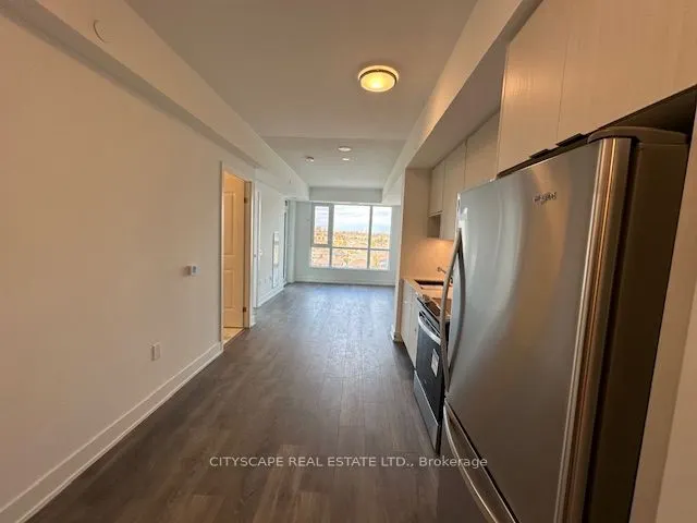 204 Burnhamthorpe Road E, #704