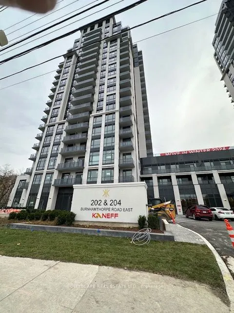 204 Burnhamthorpe Road E, #704