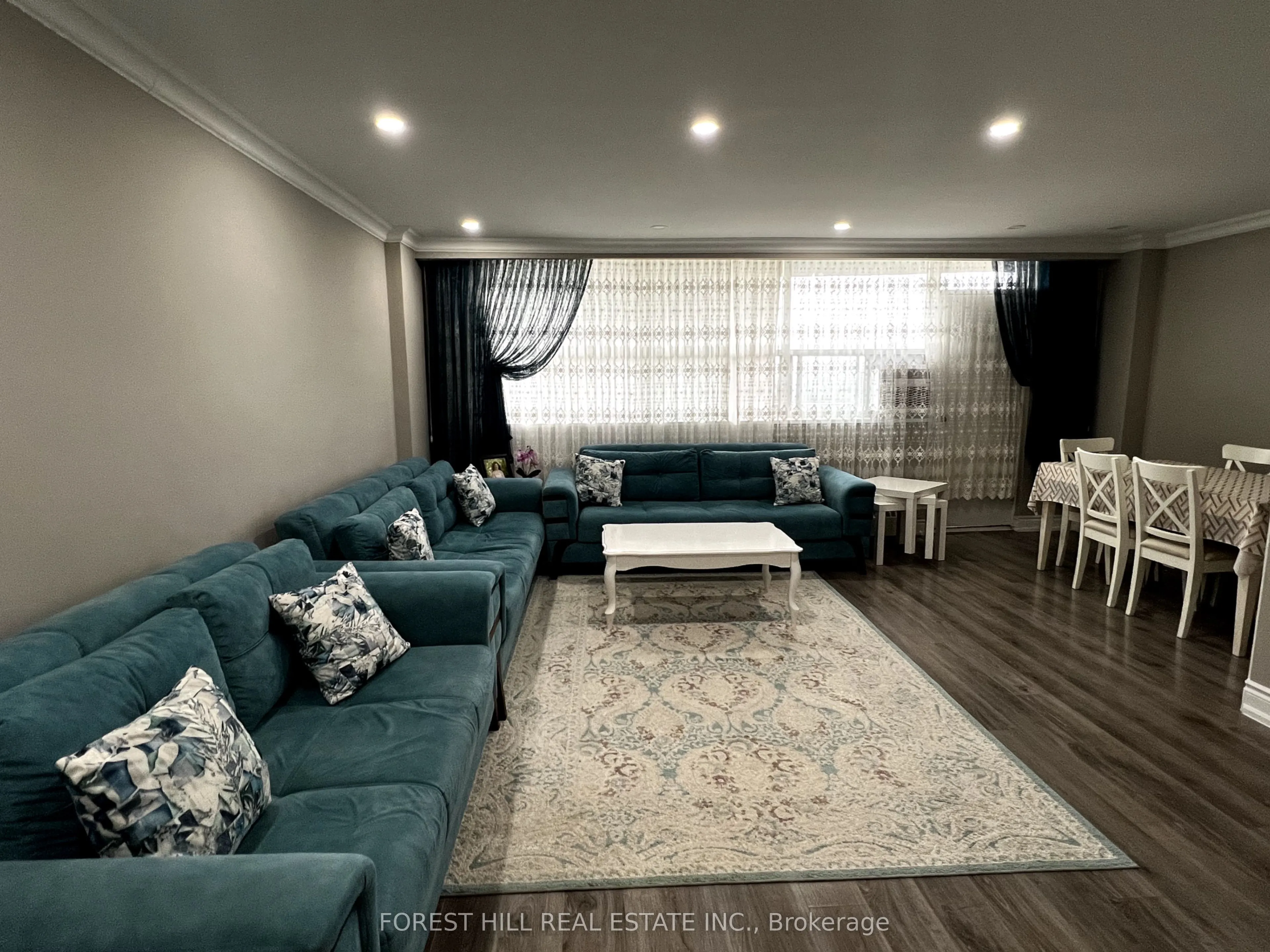 80 Grandravine Drive, #816