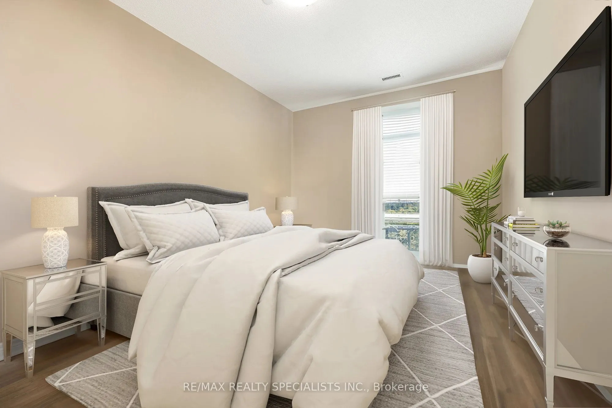 33 Whitmer Street, #609