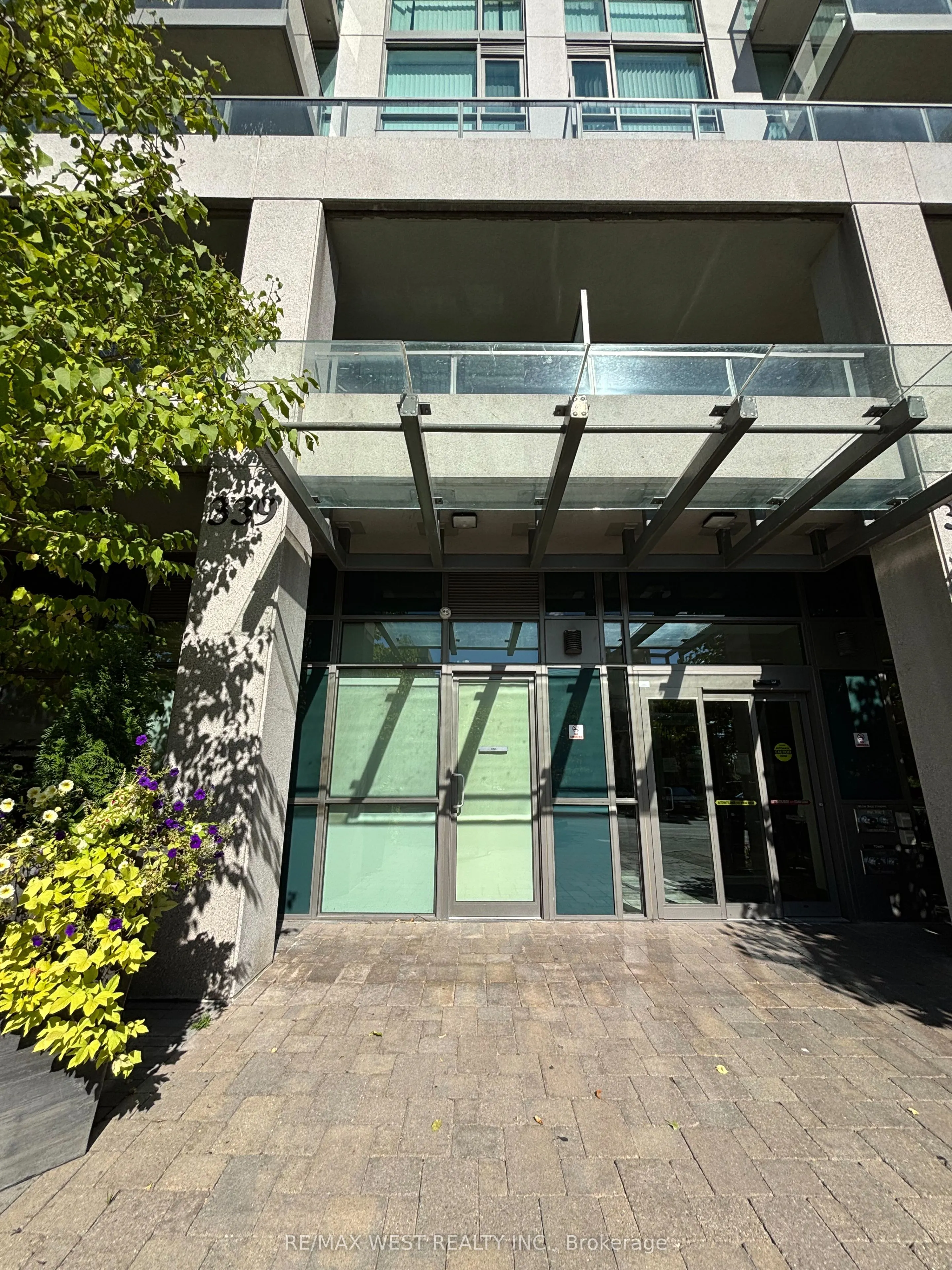 339 Rathburn Road W, #701