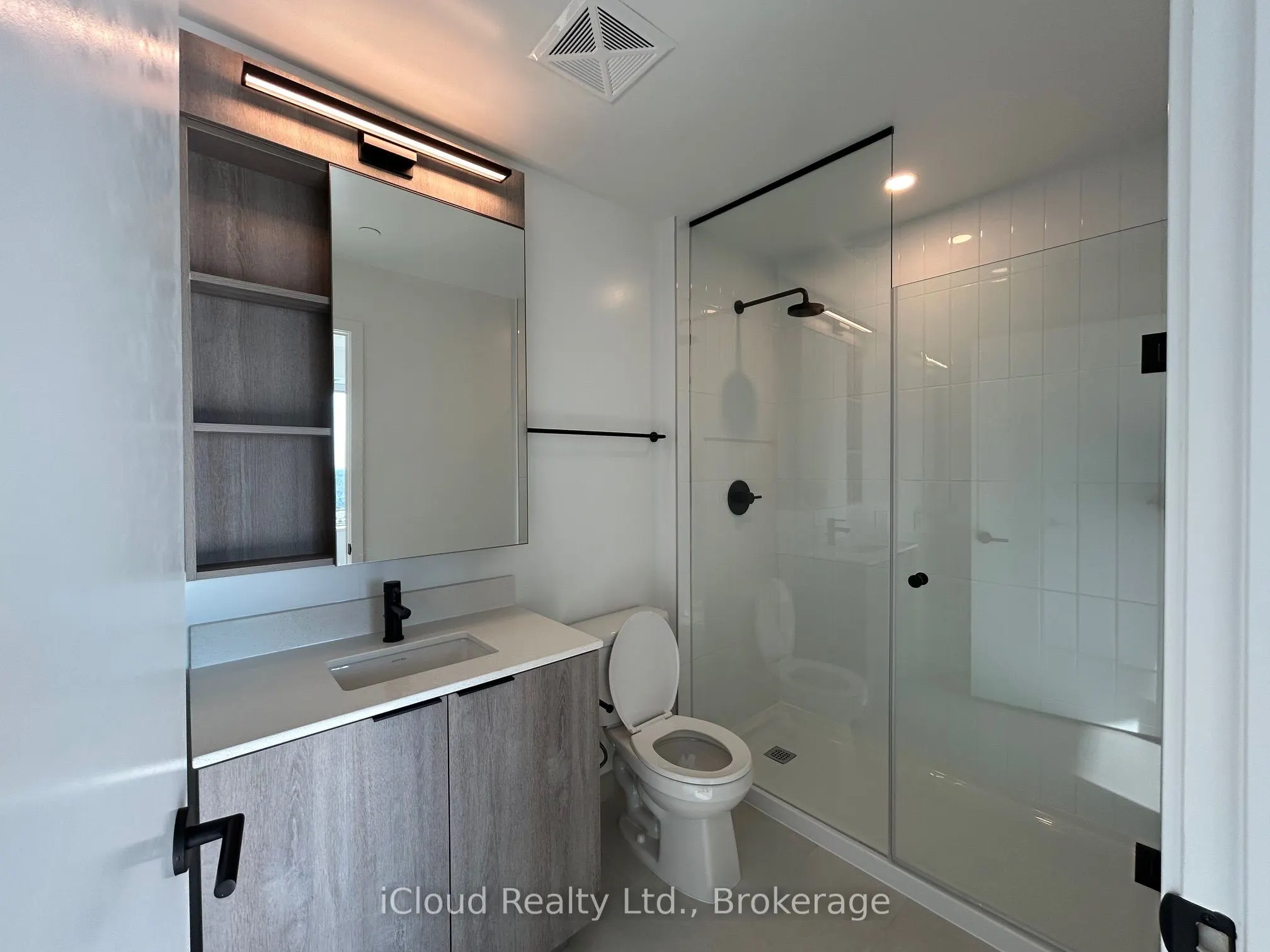 2495 Eglinton Avenue W, #1908