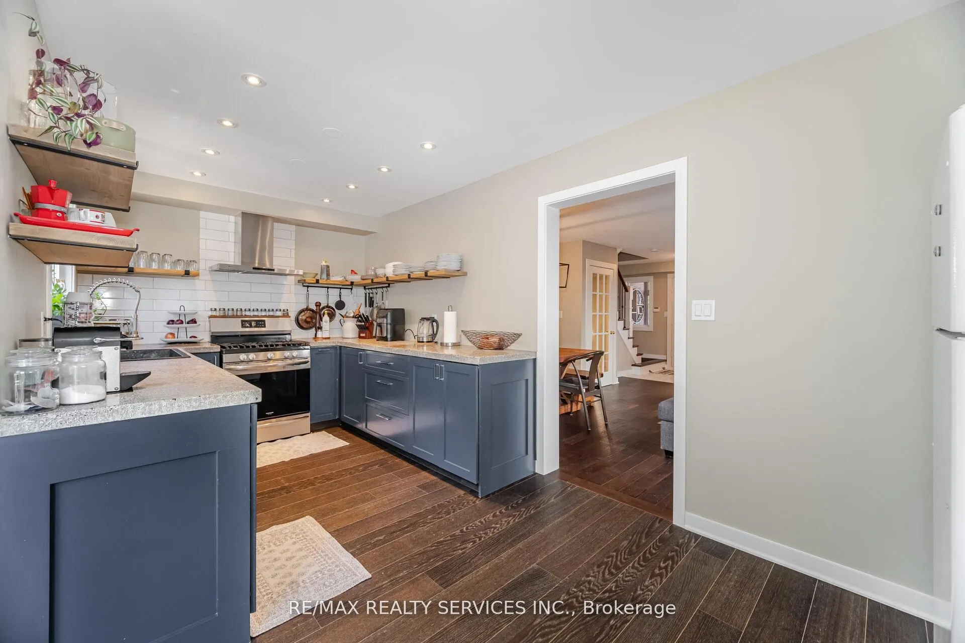 10 Deer Creek Place