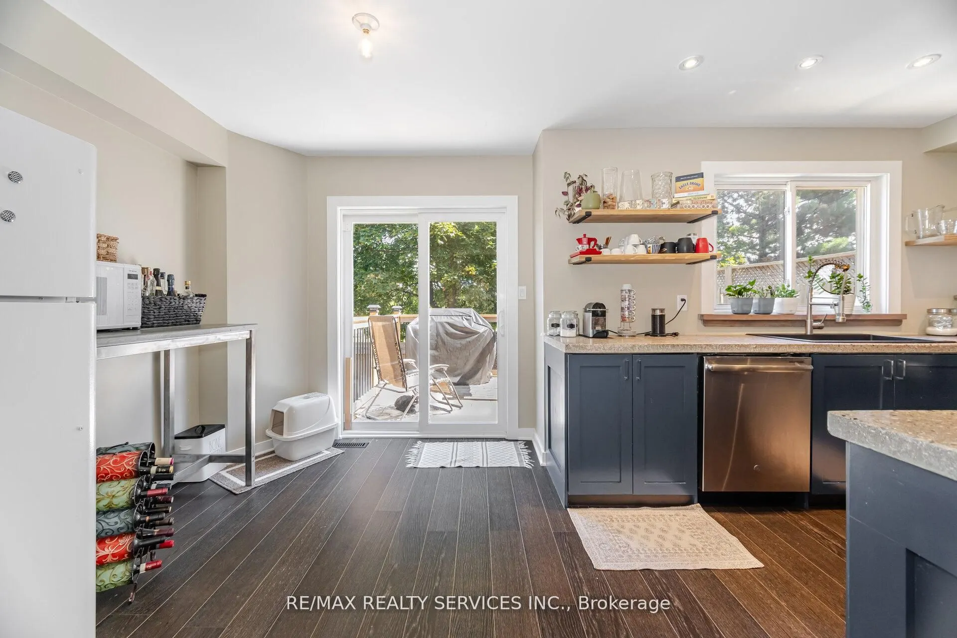 10 Deer Creek Place