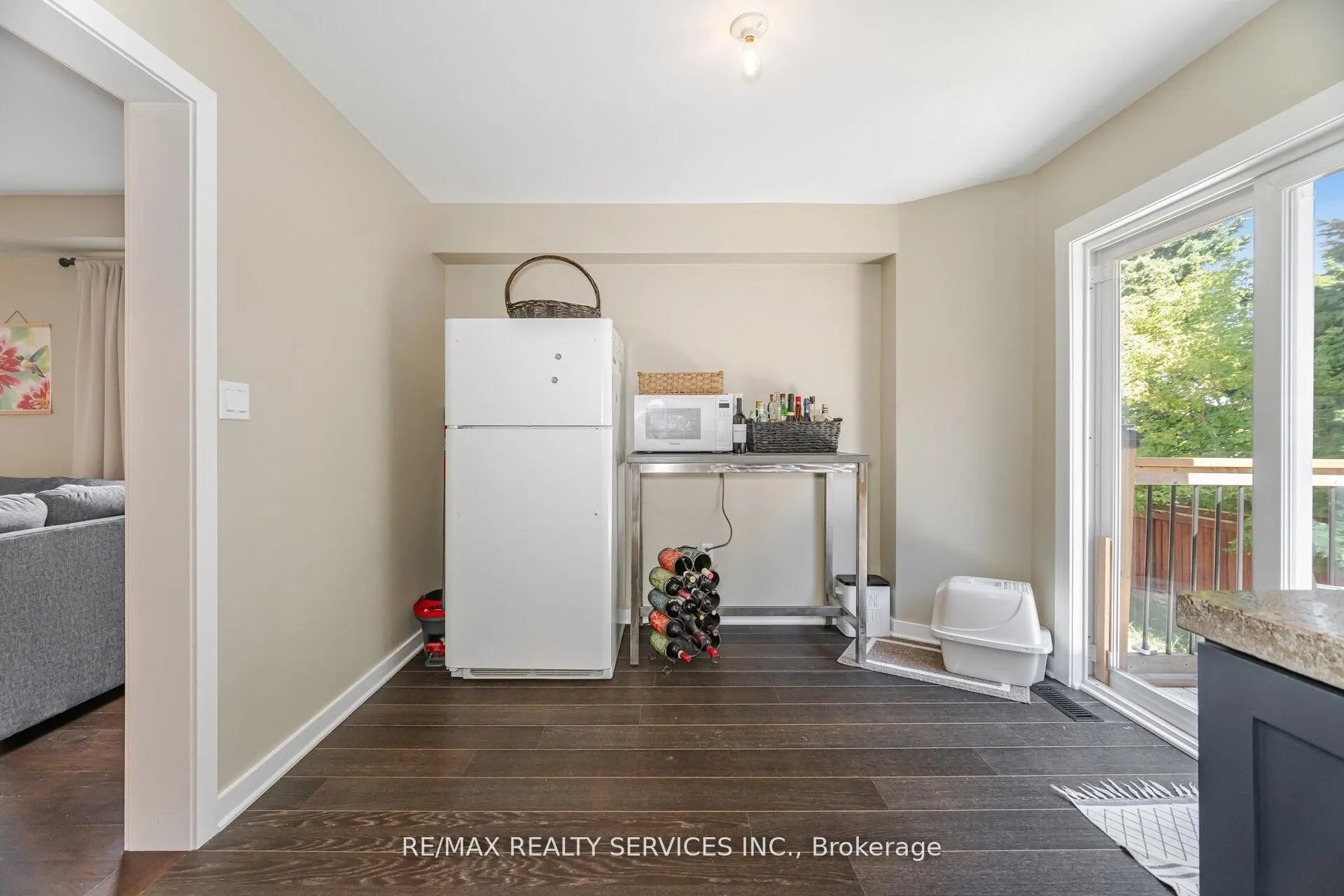 10 Deer Creek Place