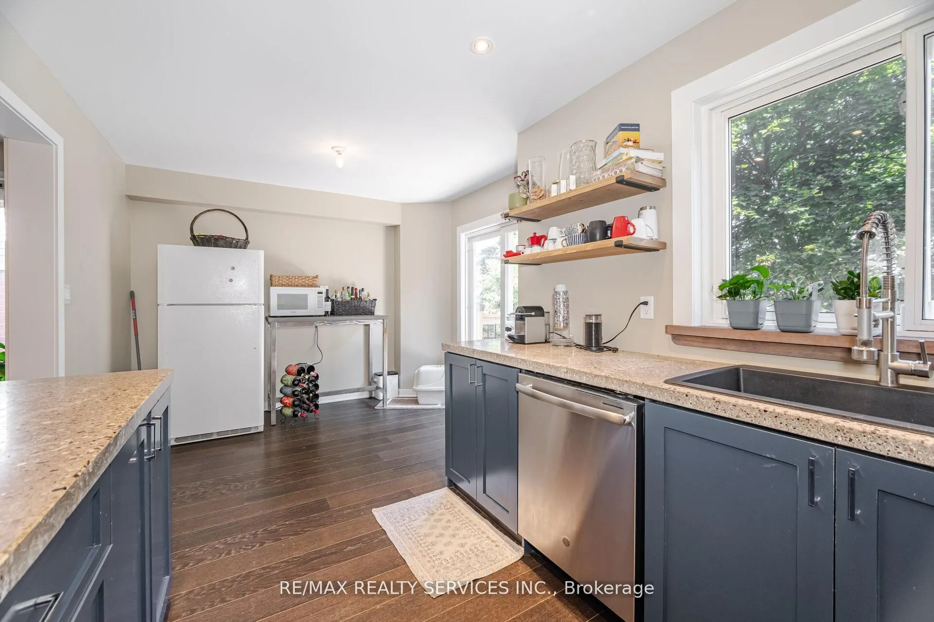 10 Deer Creek Place