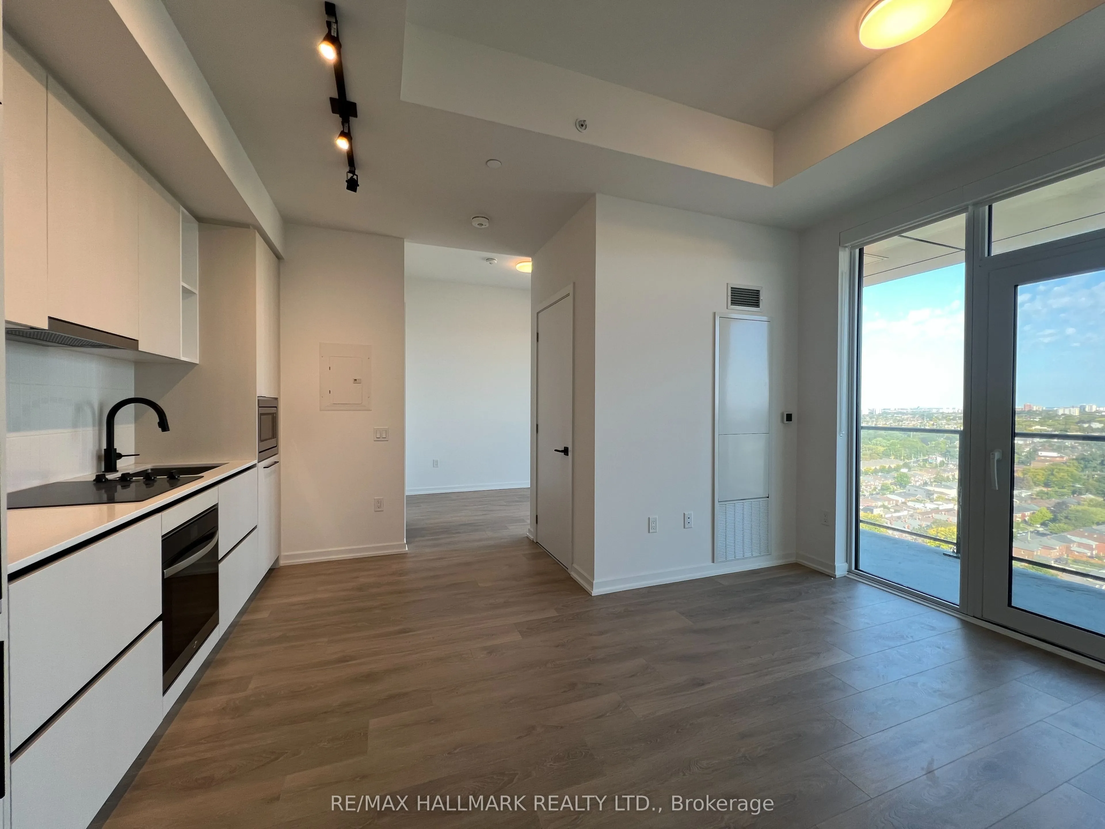 1285 Dupont Street, #2205