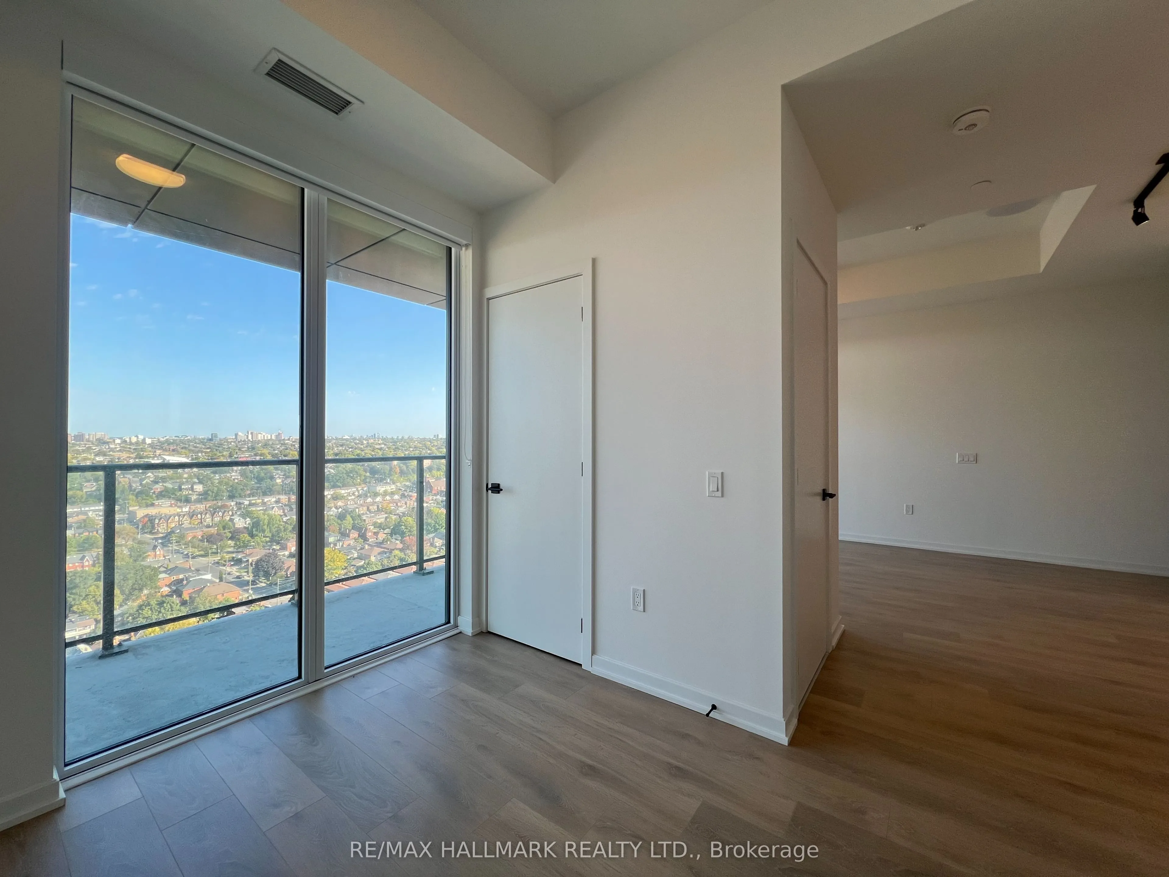 1285 Dupont Street, #2205