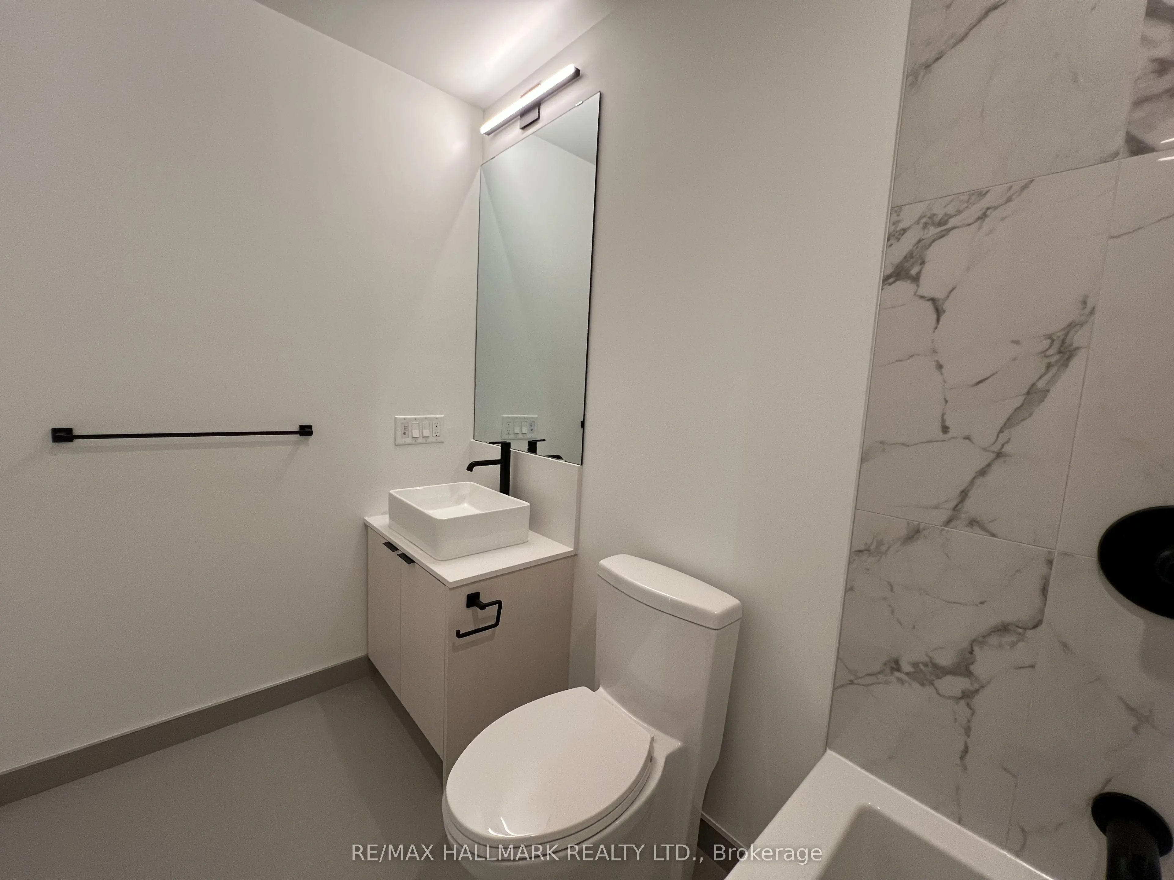 1285 Dupont Street, #2205