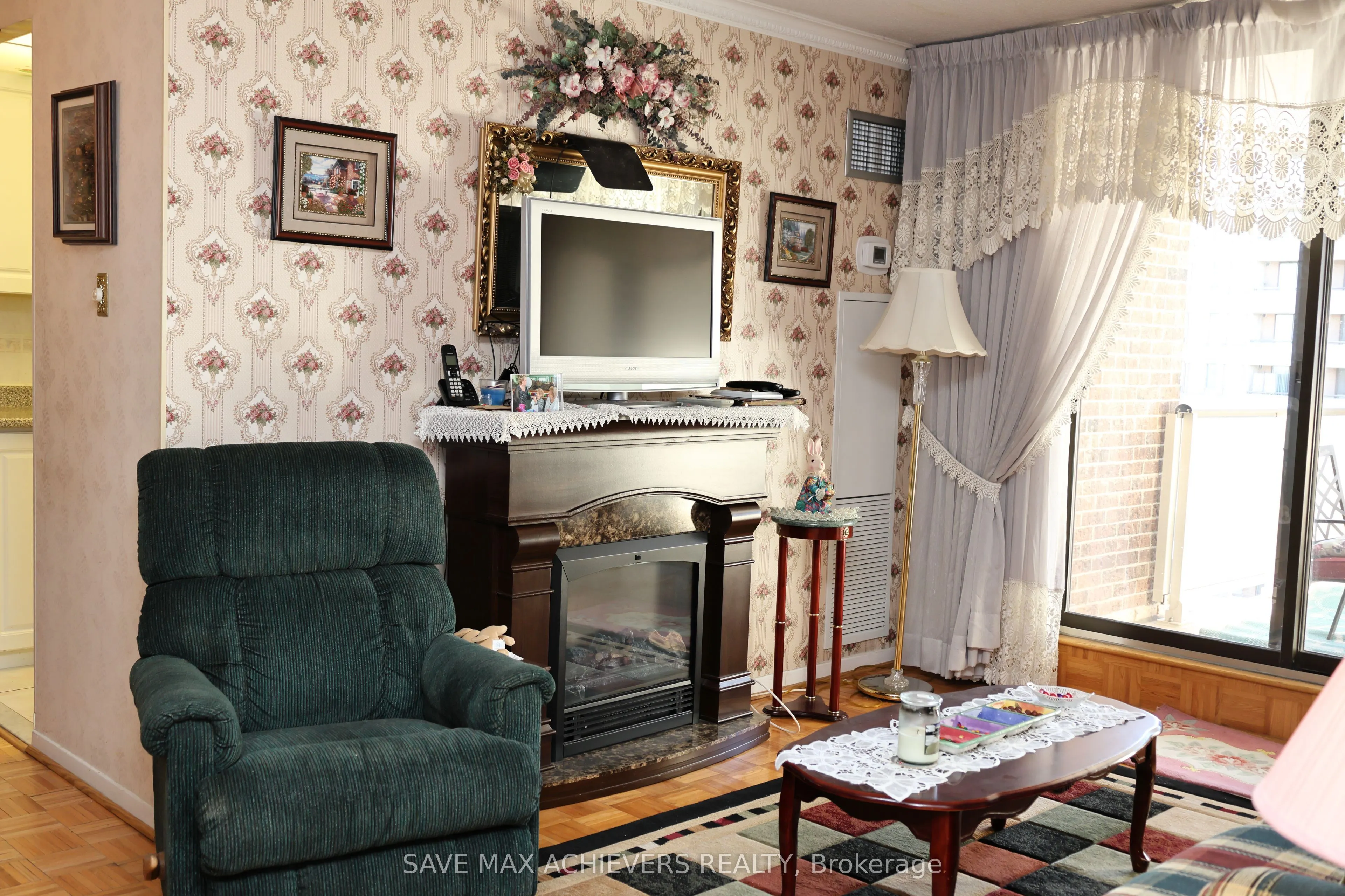 3 Lisa Street, #1206