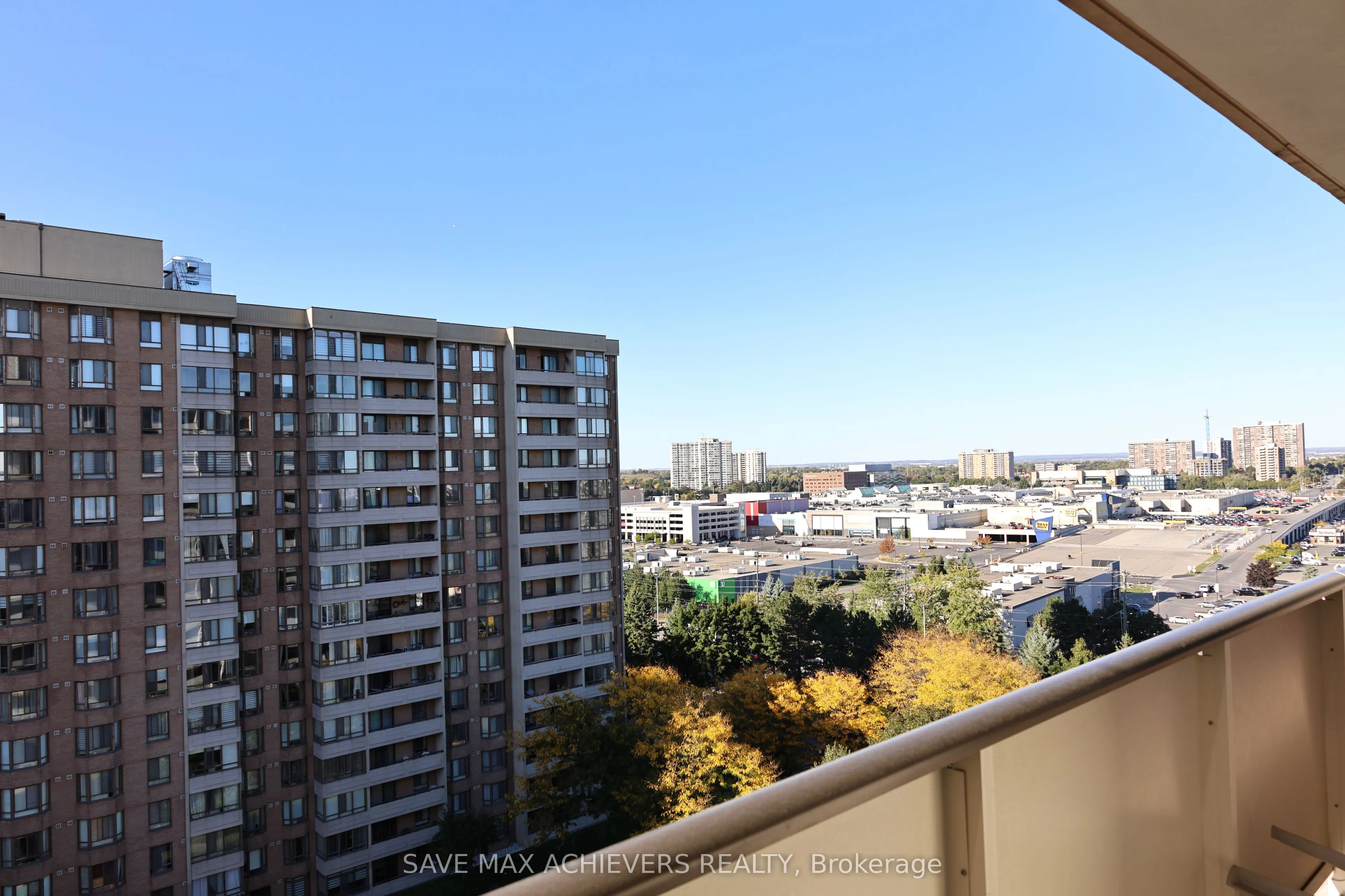 3 Lisa Street, #1206