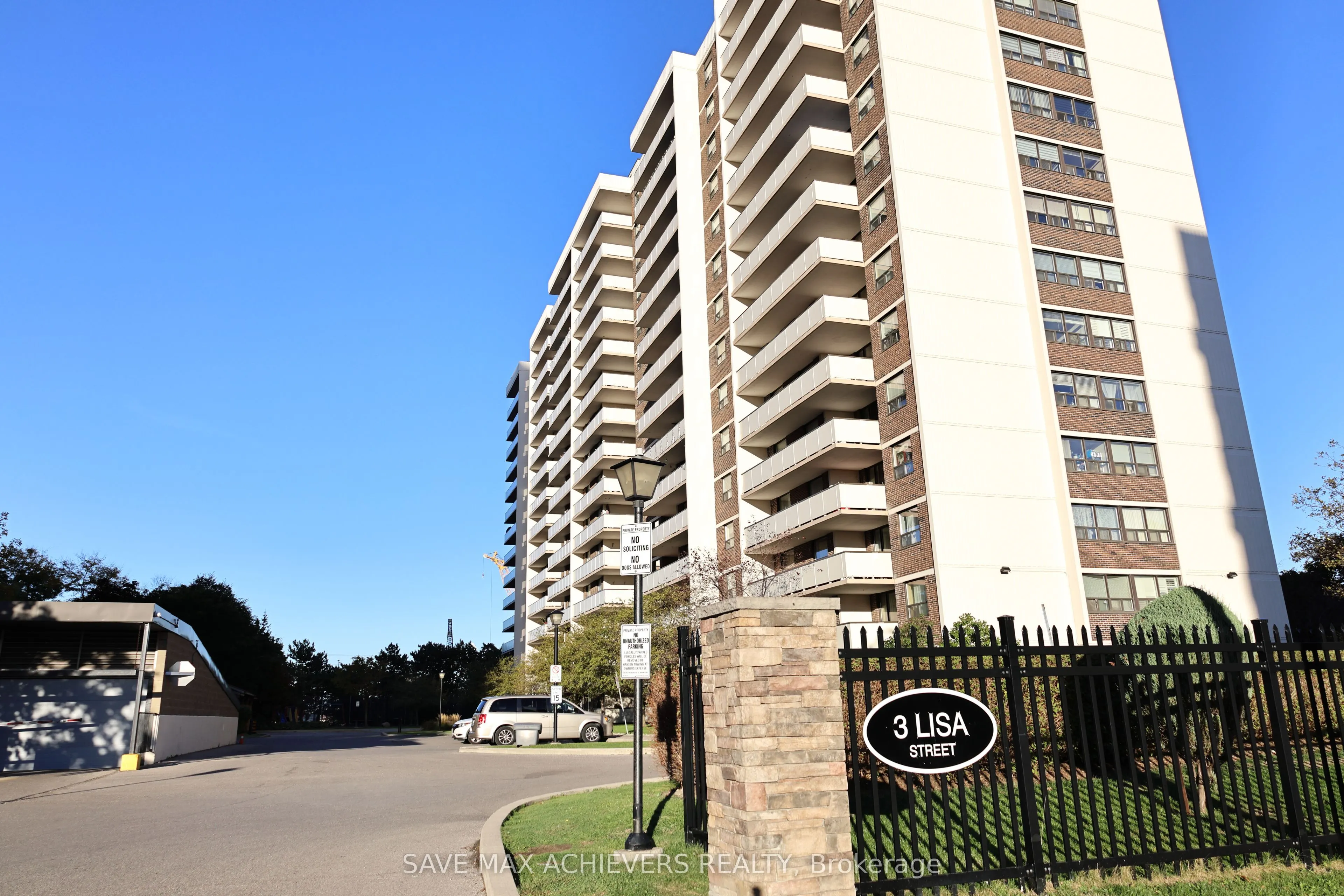 3 Lisa Street, #1206