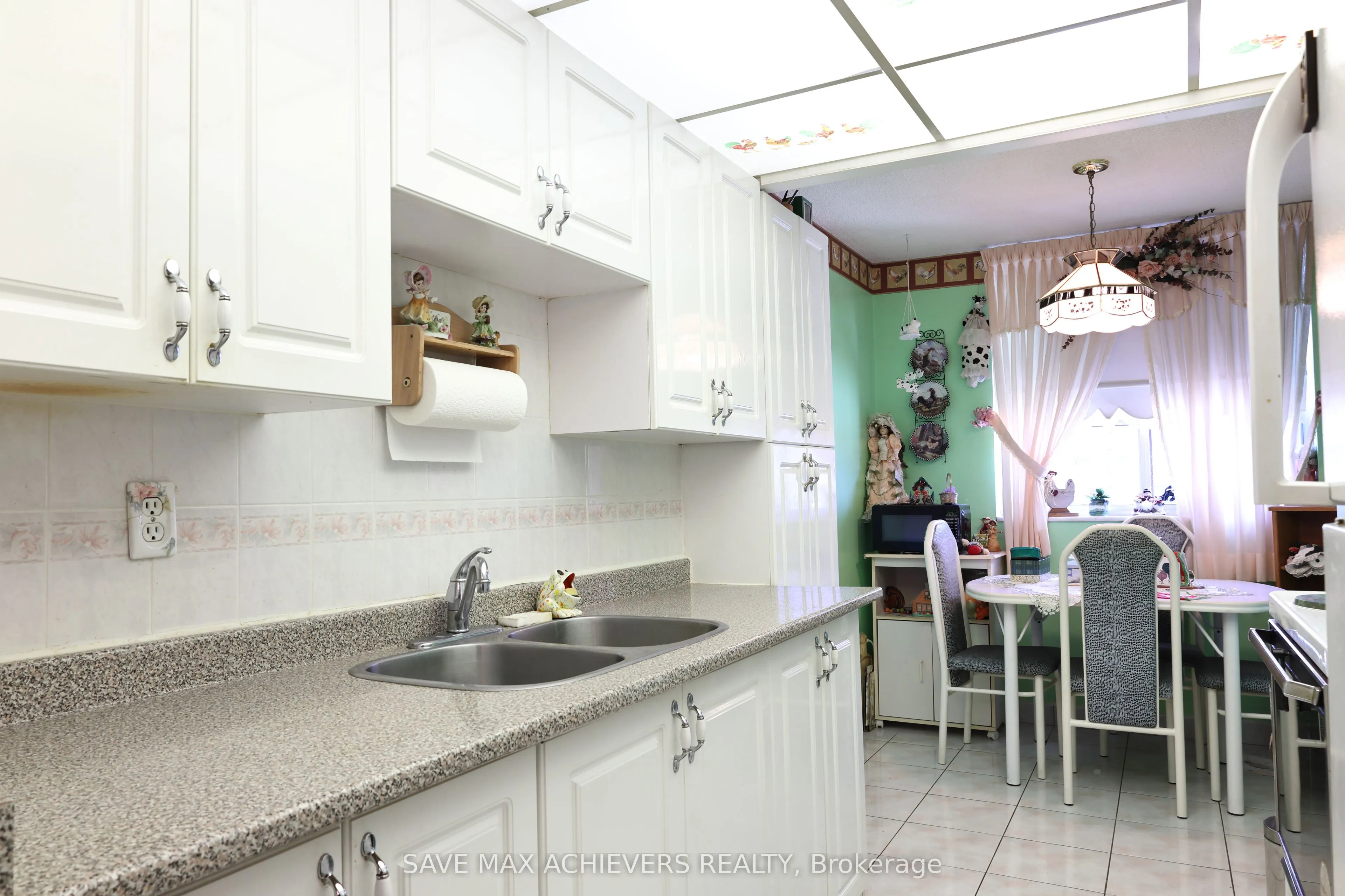 3 Lisa Street, #1206