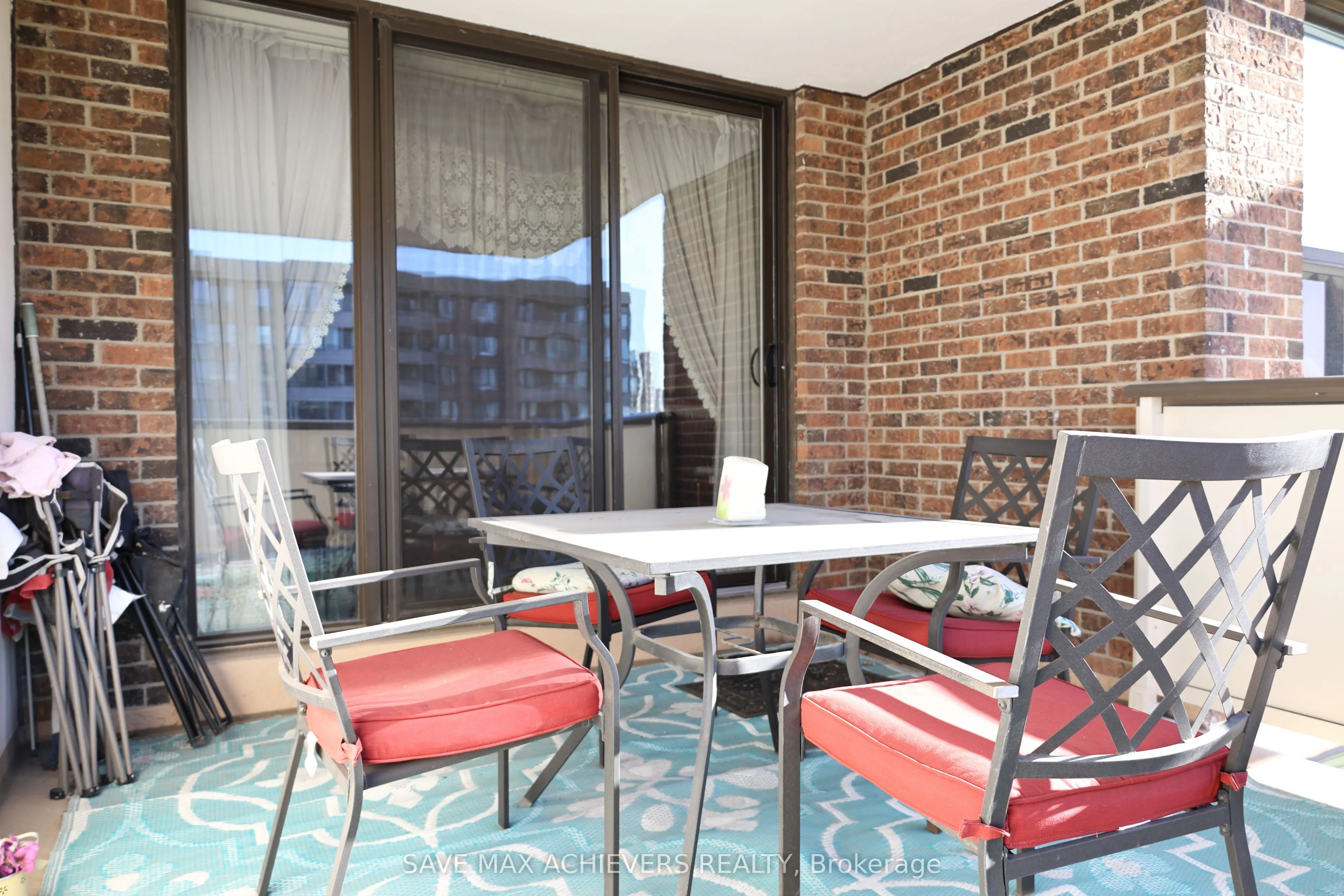 3 Lisa Street, #1206