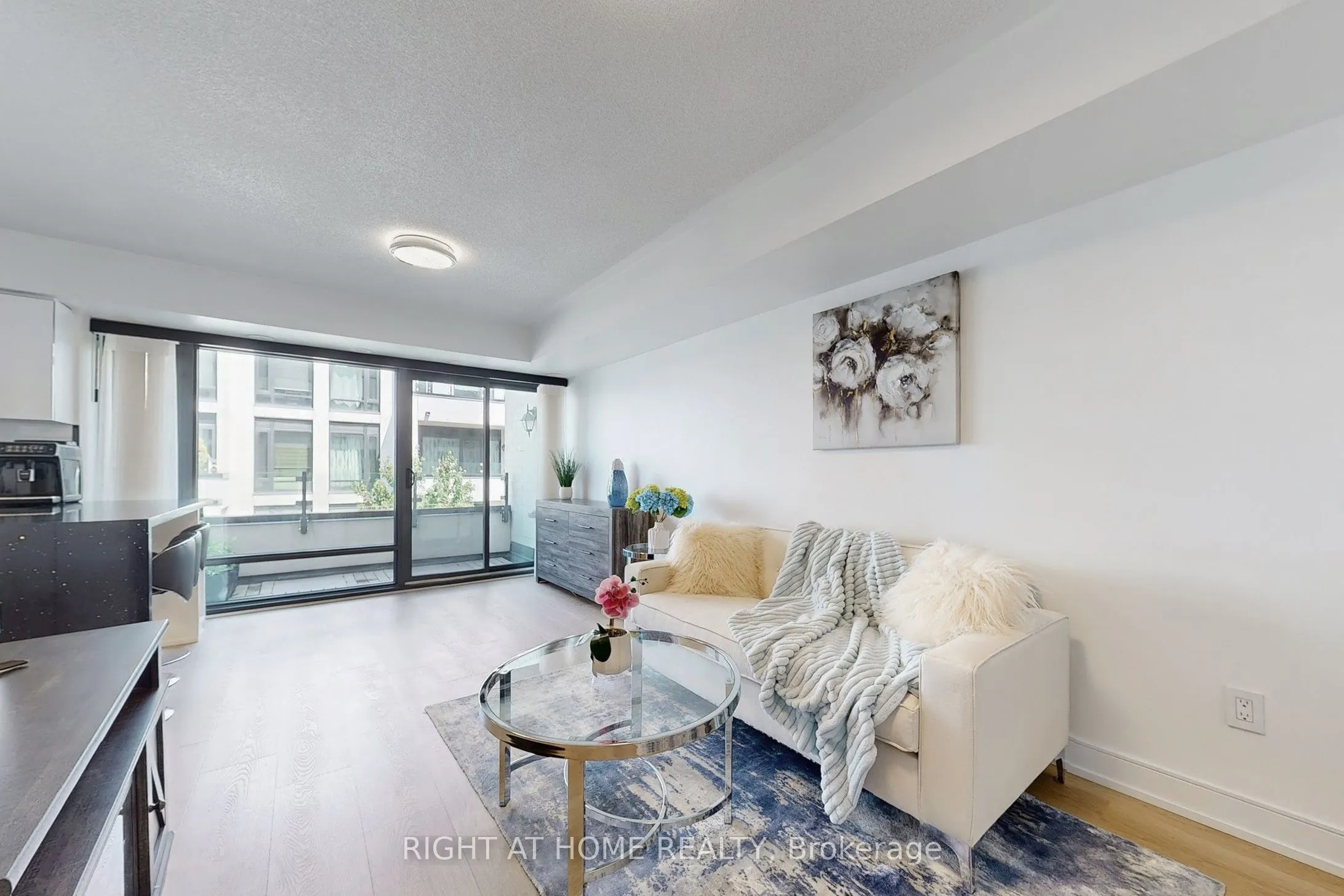138 Widdicombe Hill Boulevard, #710