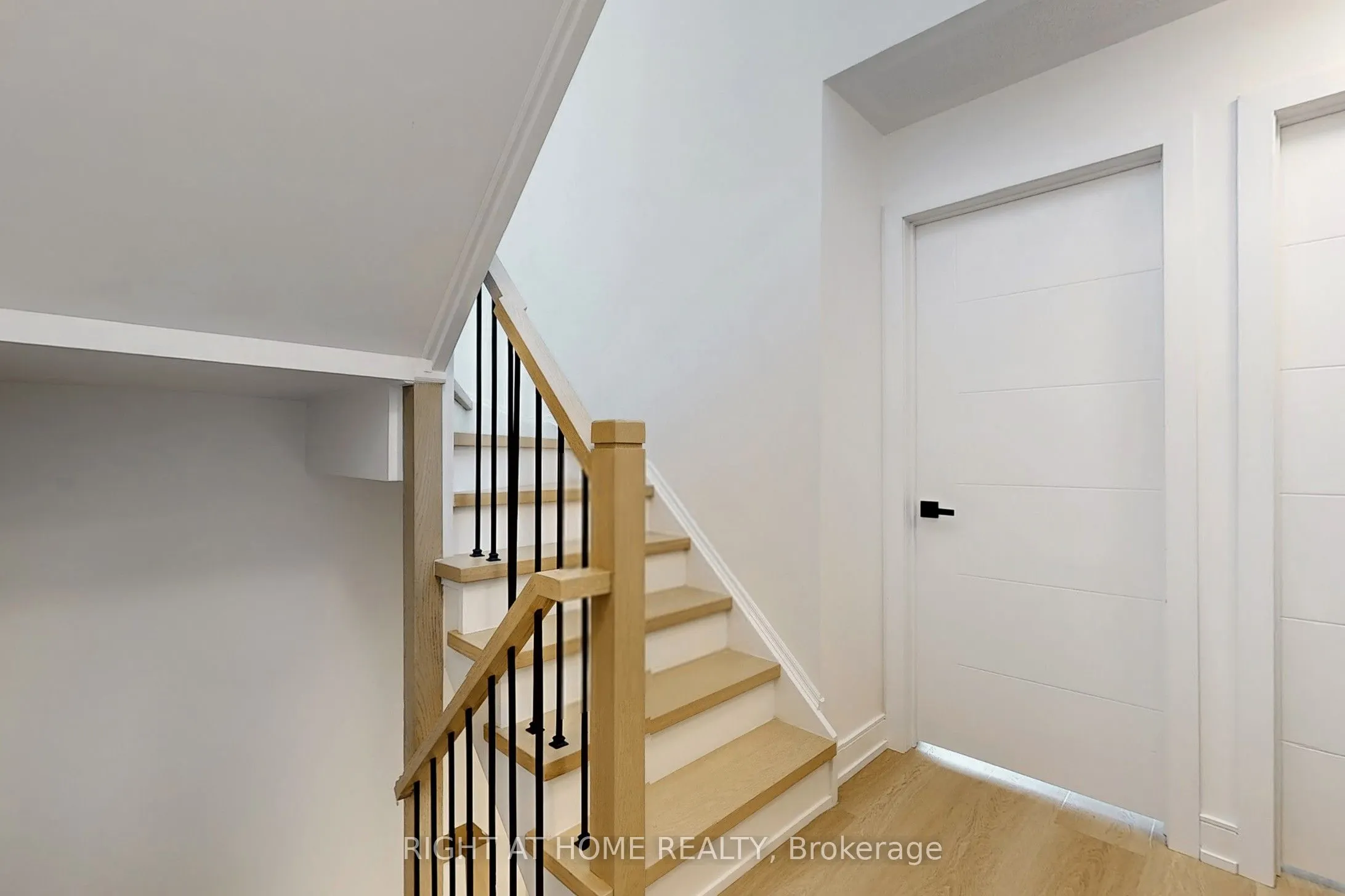 138 Widdicombe Hill Boulevard, #710