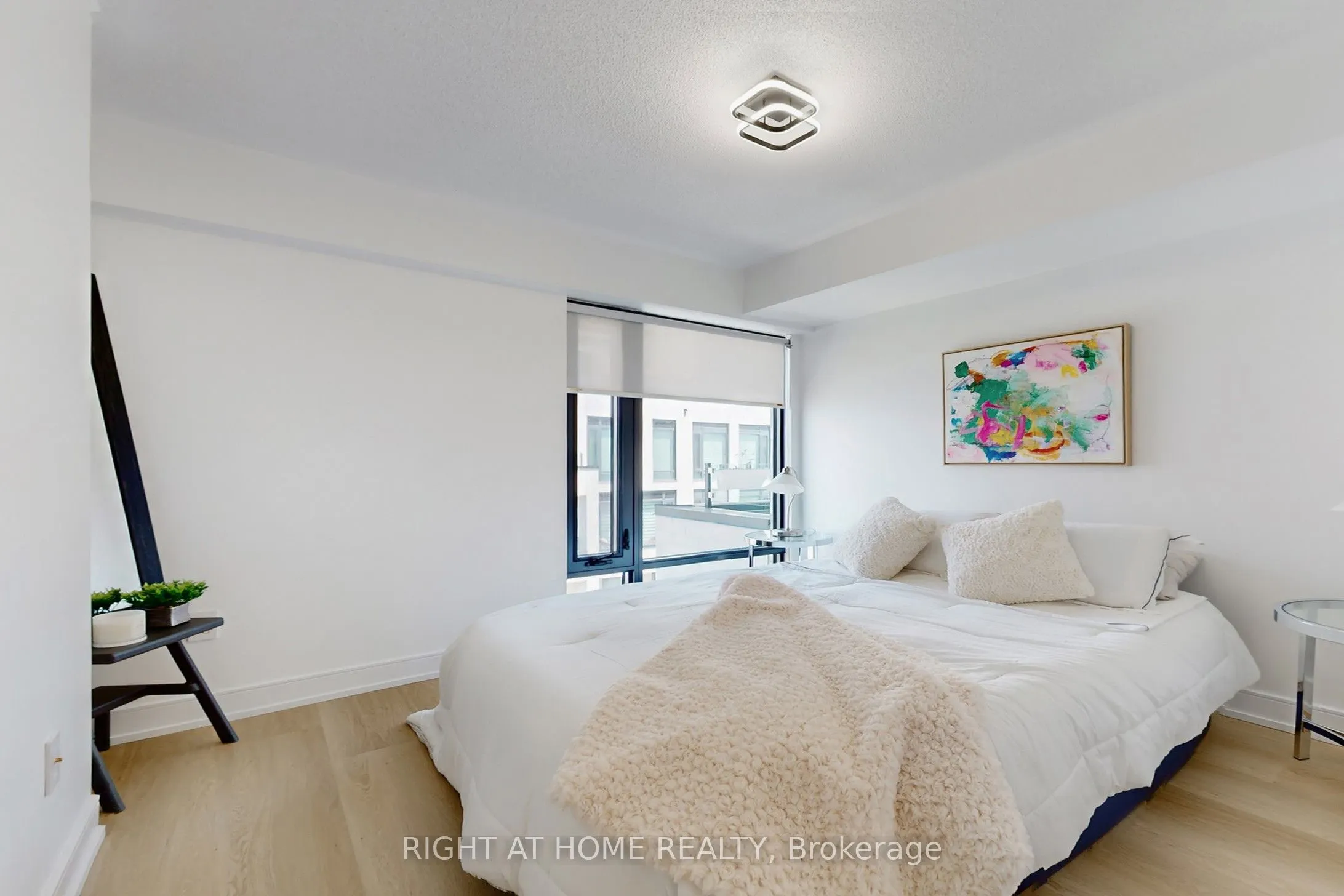 138 Widdicombe Hill Boulevard, #710