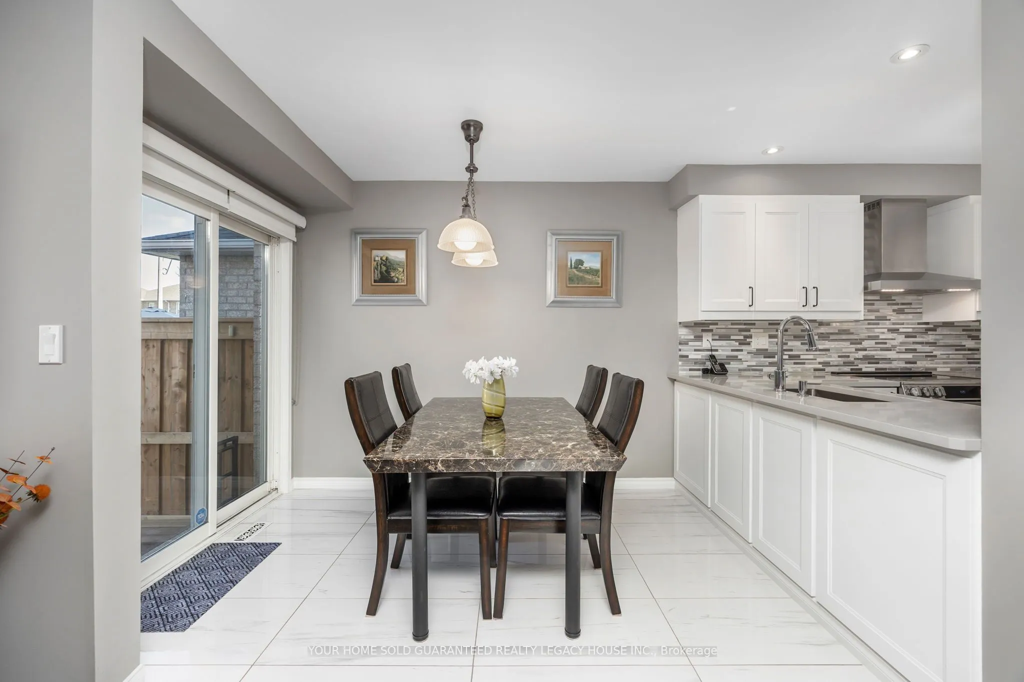105 Knoll Haven Circle