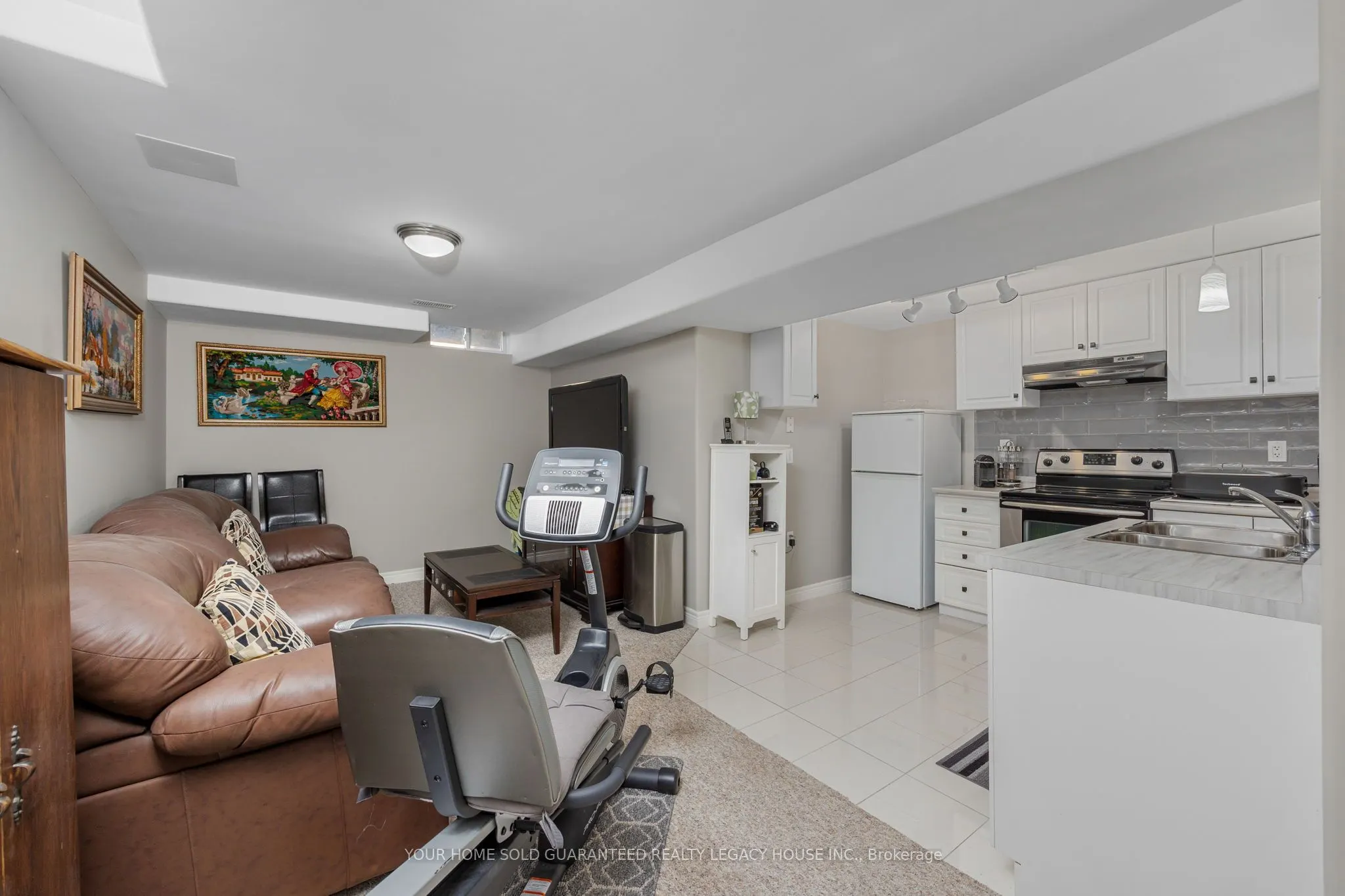 105 Knoll Haven Circle