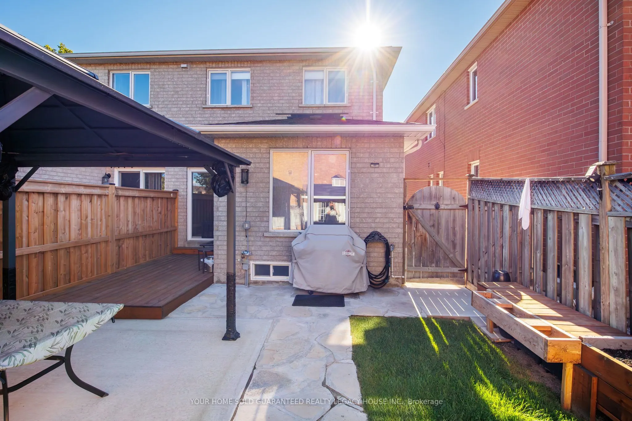 105 Knoll Haven Circle