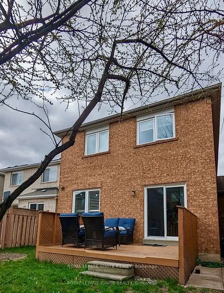 5952 Chalfont Crescent