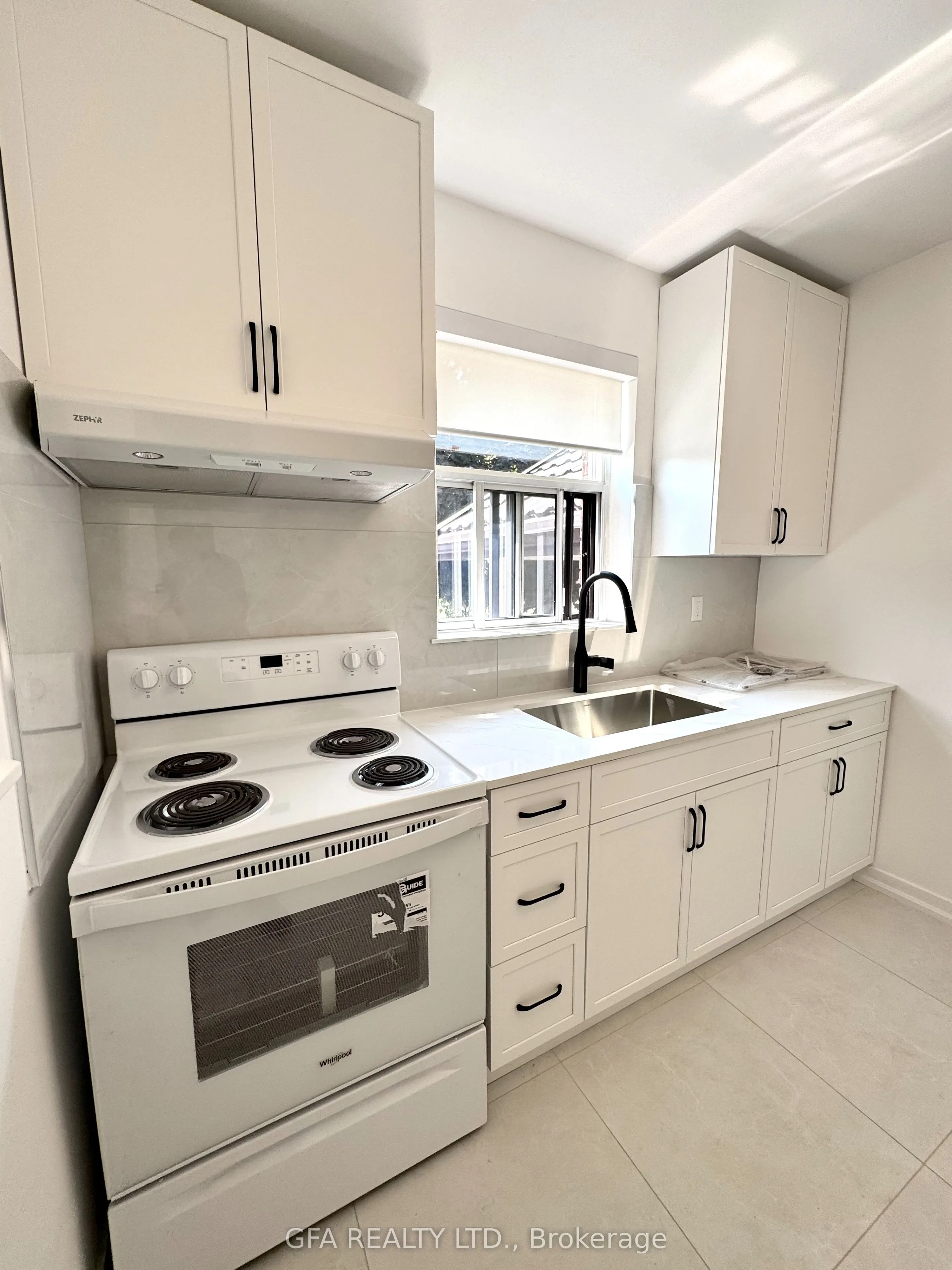 16 Arrowsmith Avenue, #03