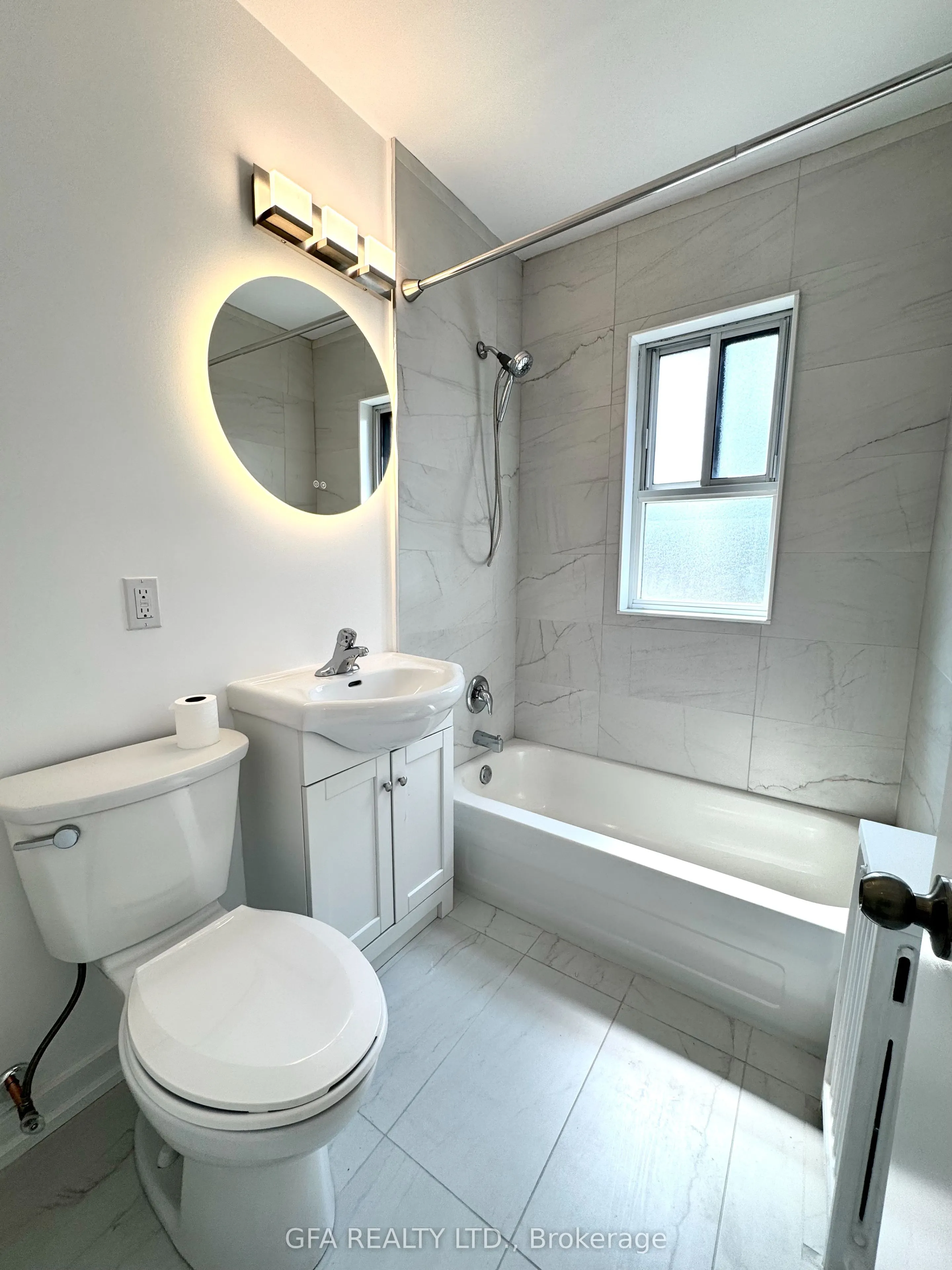 16 Arrowsmith Avenue, #03