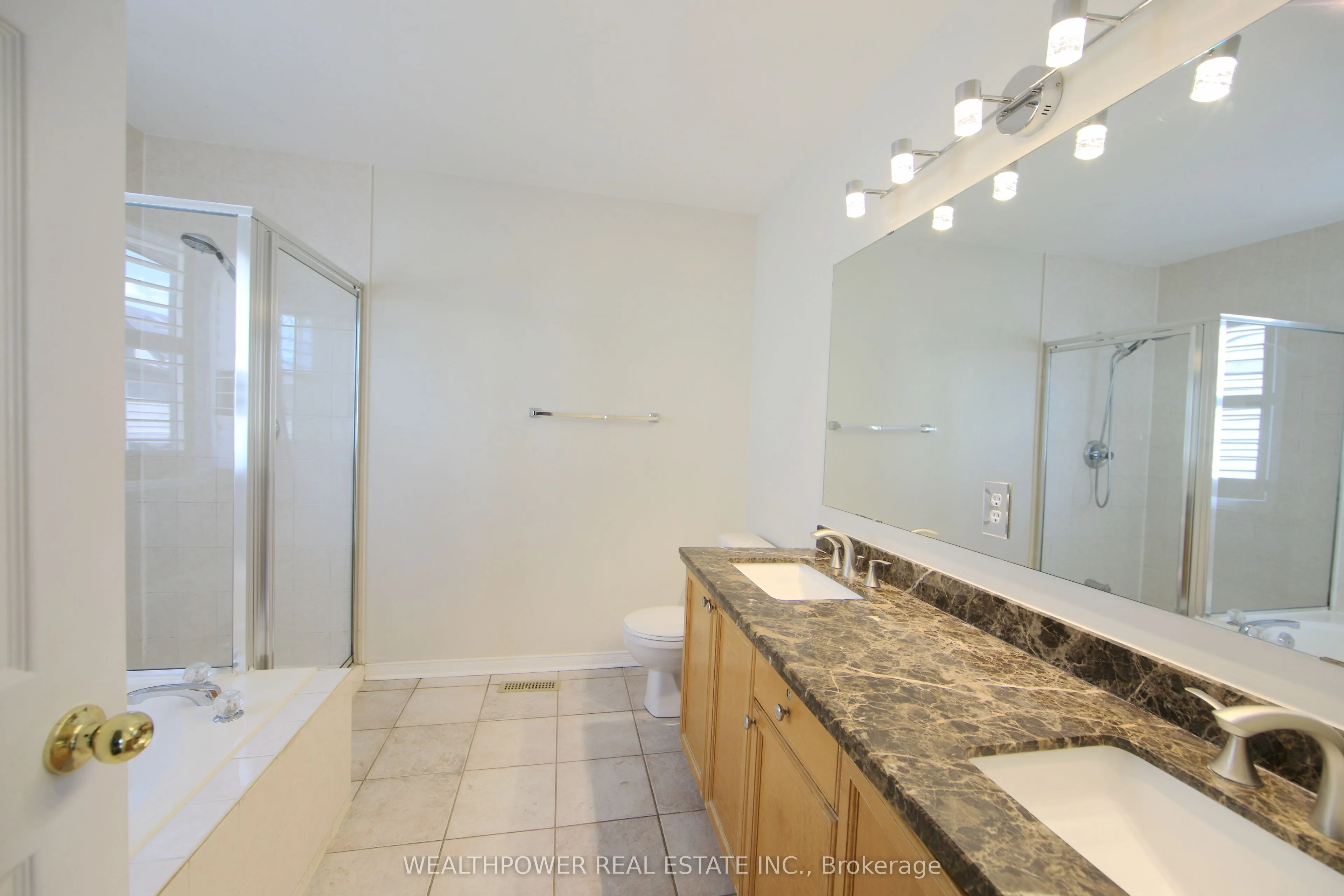 2896 Cape Hill Crescent