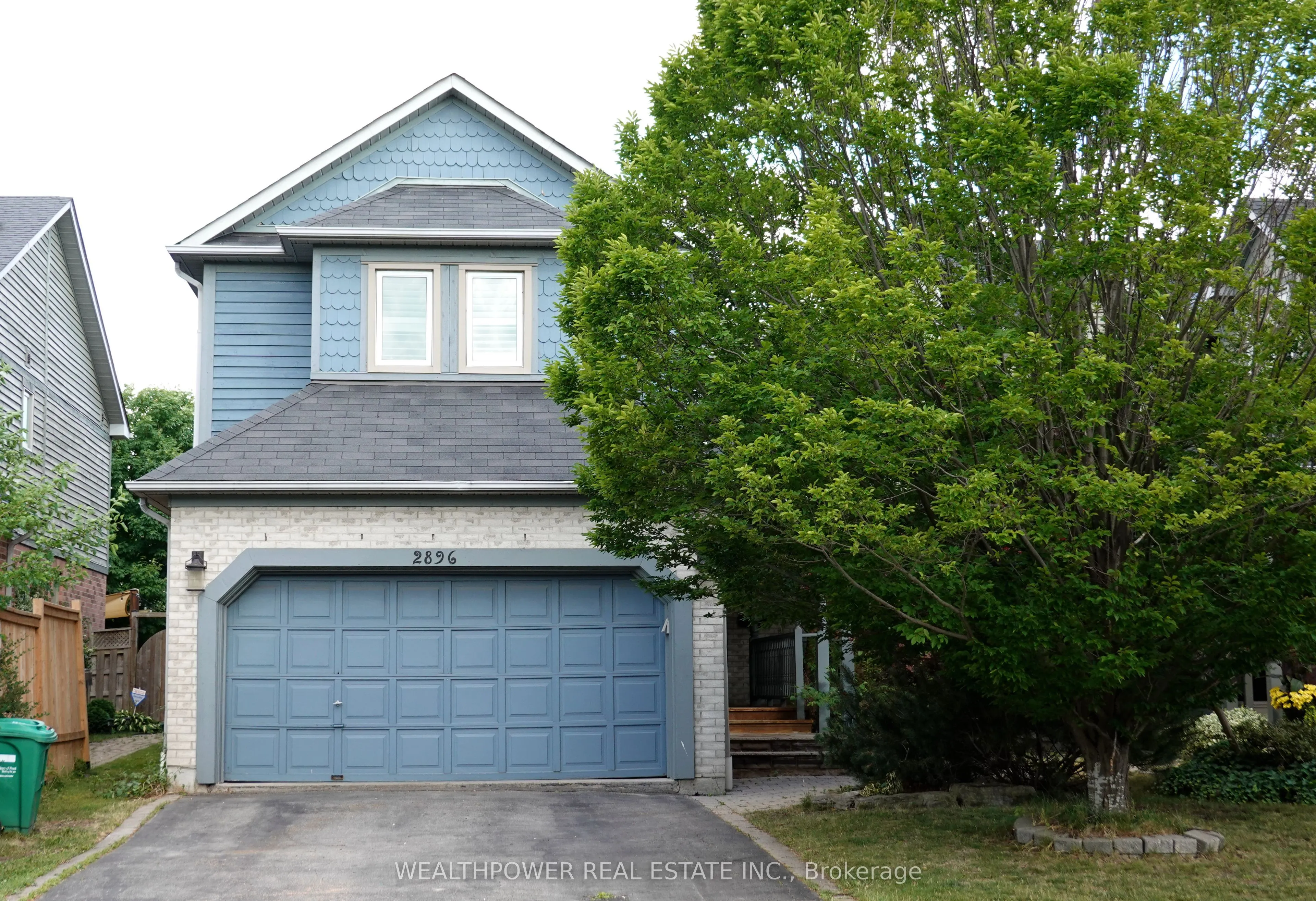 2896 Cape Hill Crescent