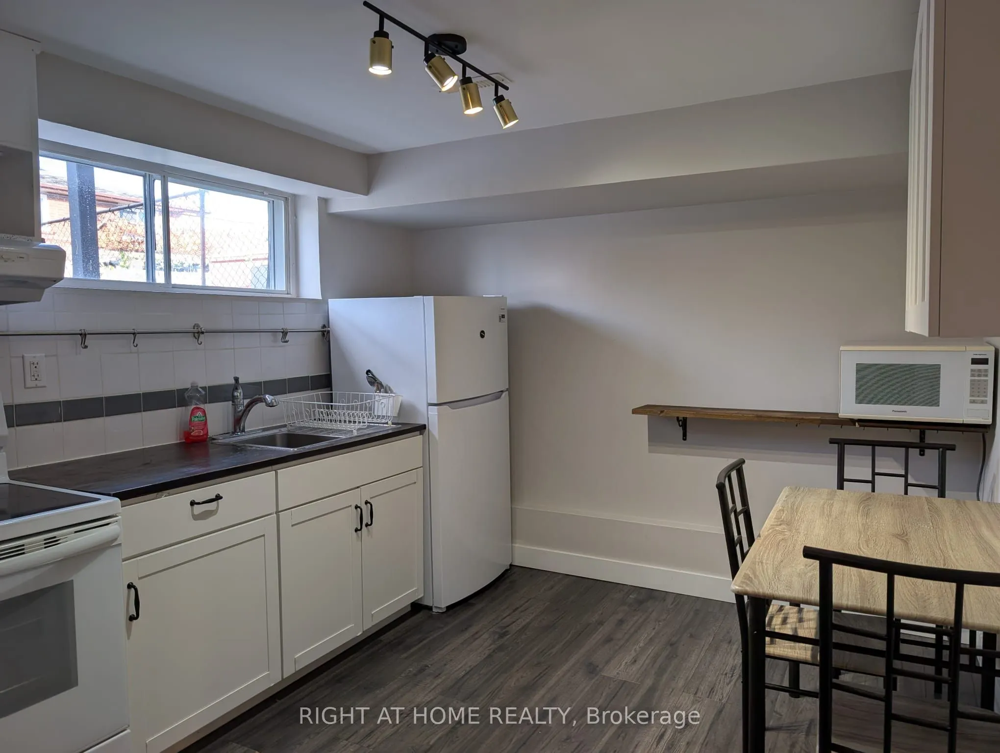 30 Watney Crescent, #Basement