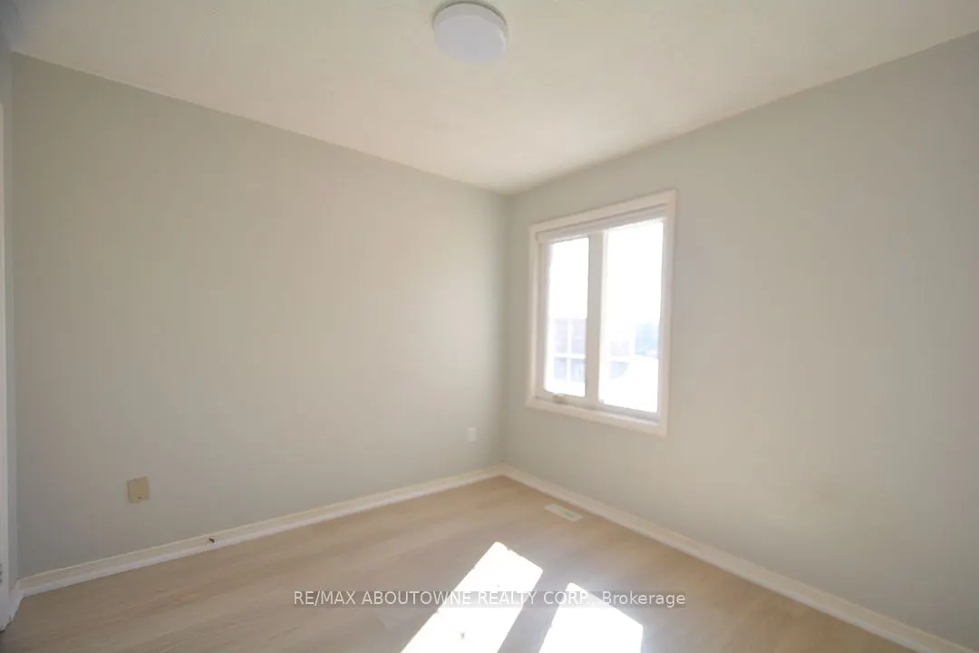 2211 Dale Ridge Drive