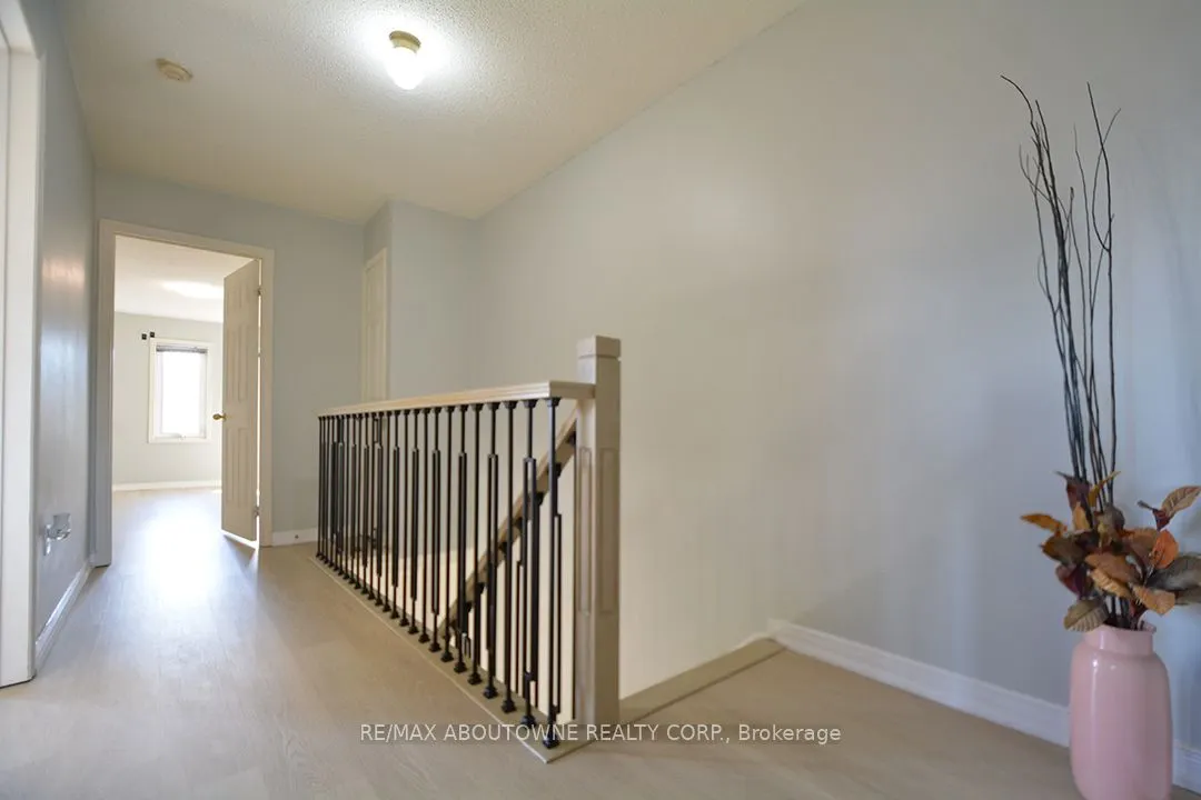 2211 Dale Ridge Drive