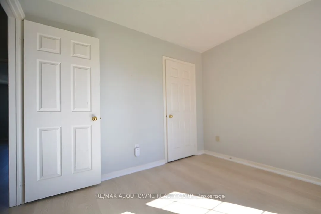 2211 Dale Ridge Drive