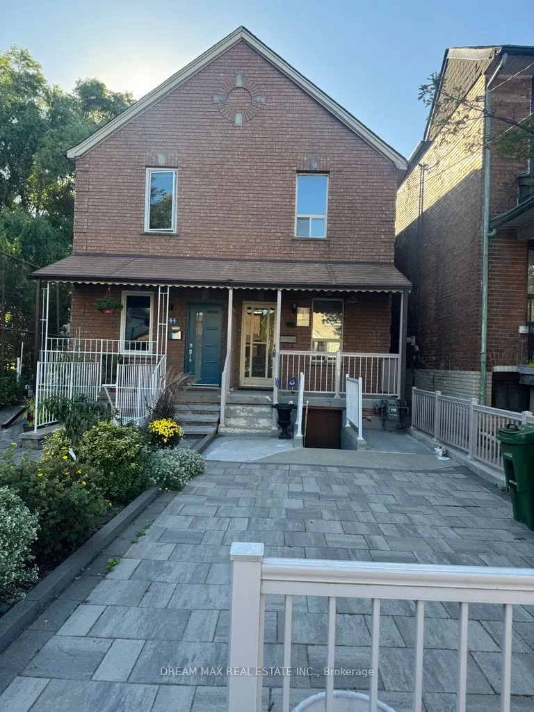 46 Bristol Avenue