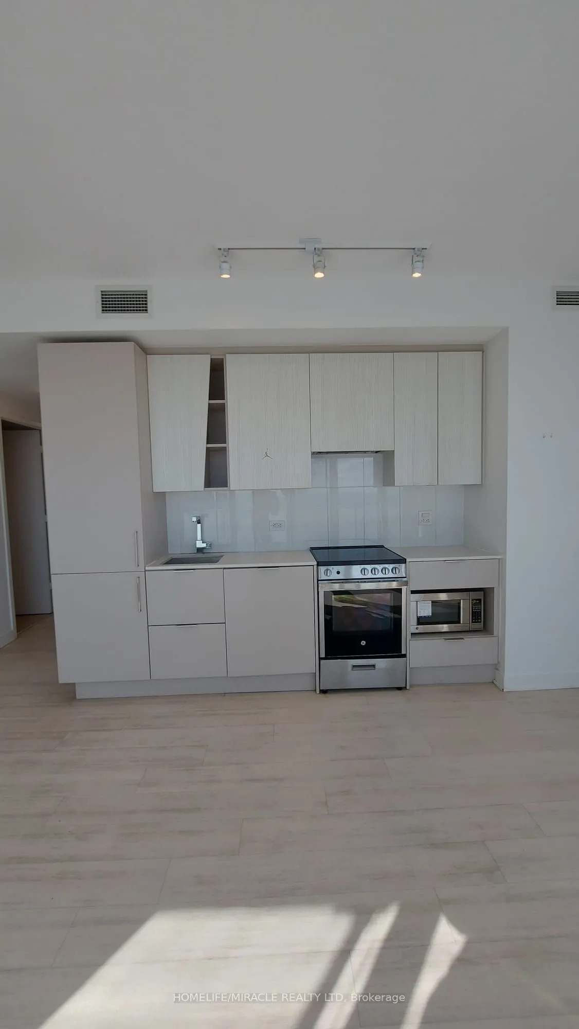 3900 Confederation Parkway, #5103