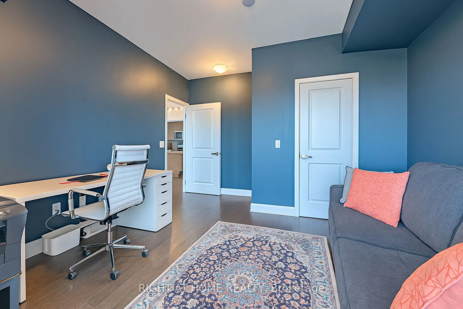 55 Speers Road, #1603