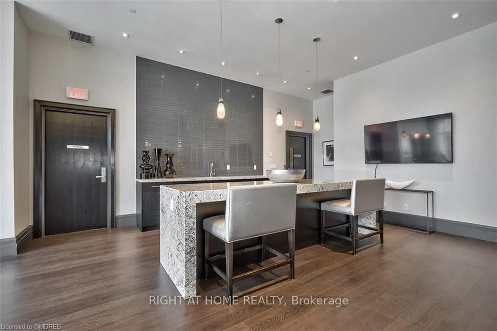 55 Speers Road, #1603