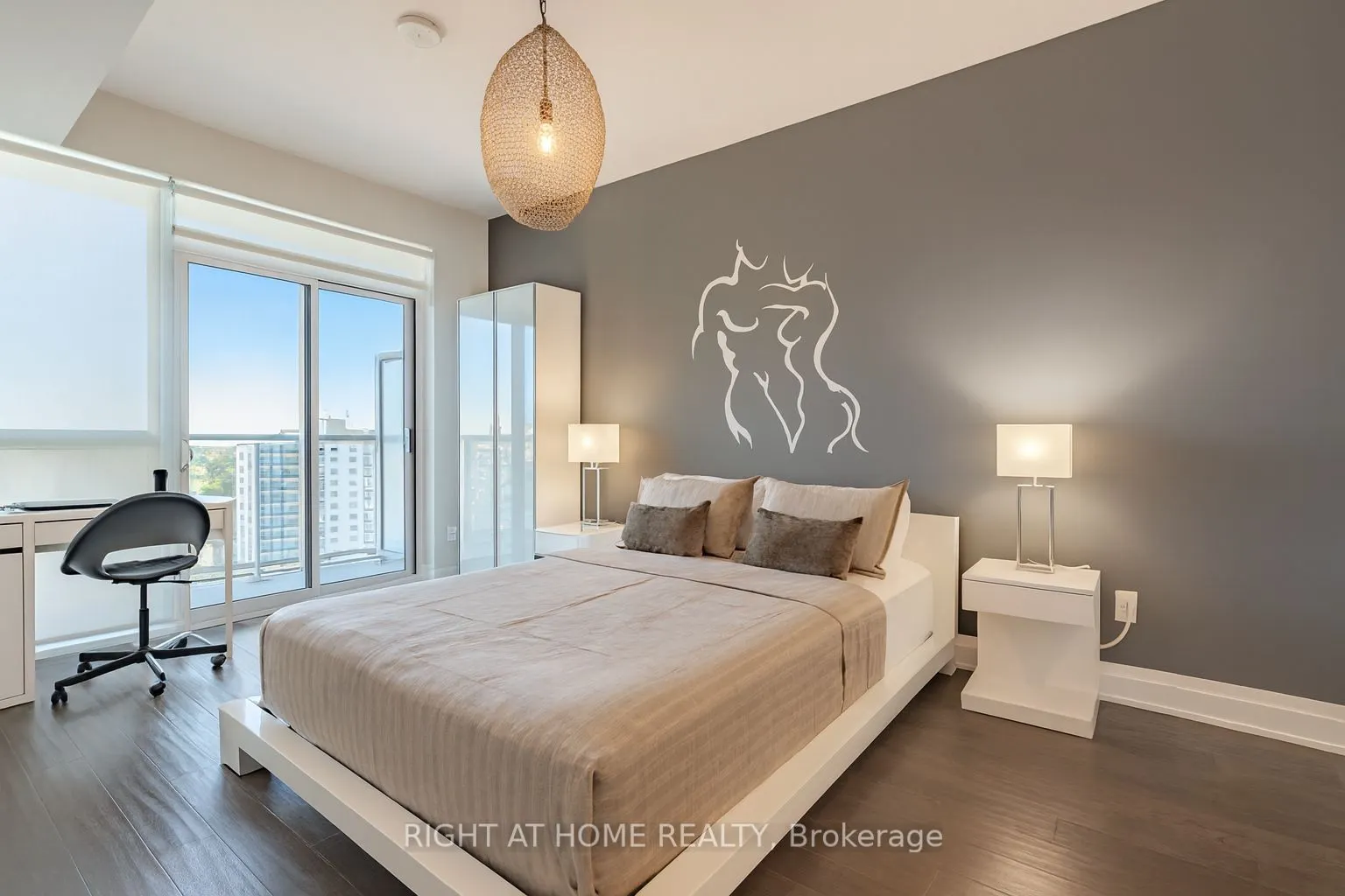 55 Speers Road, #1603