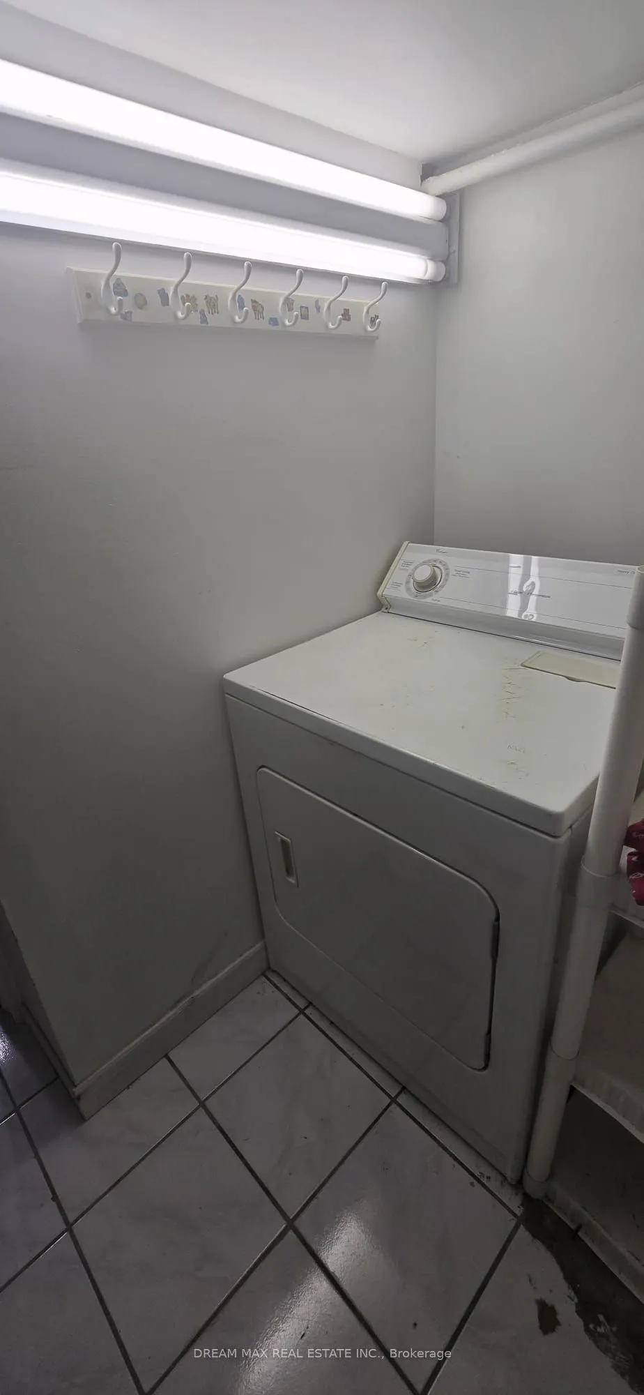 46 Bristol Avenue, #Basement