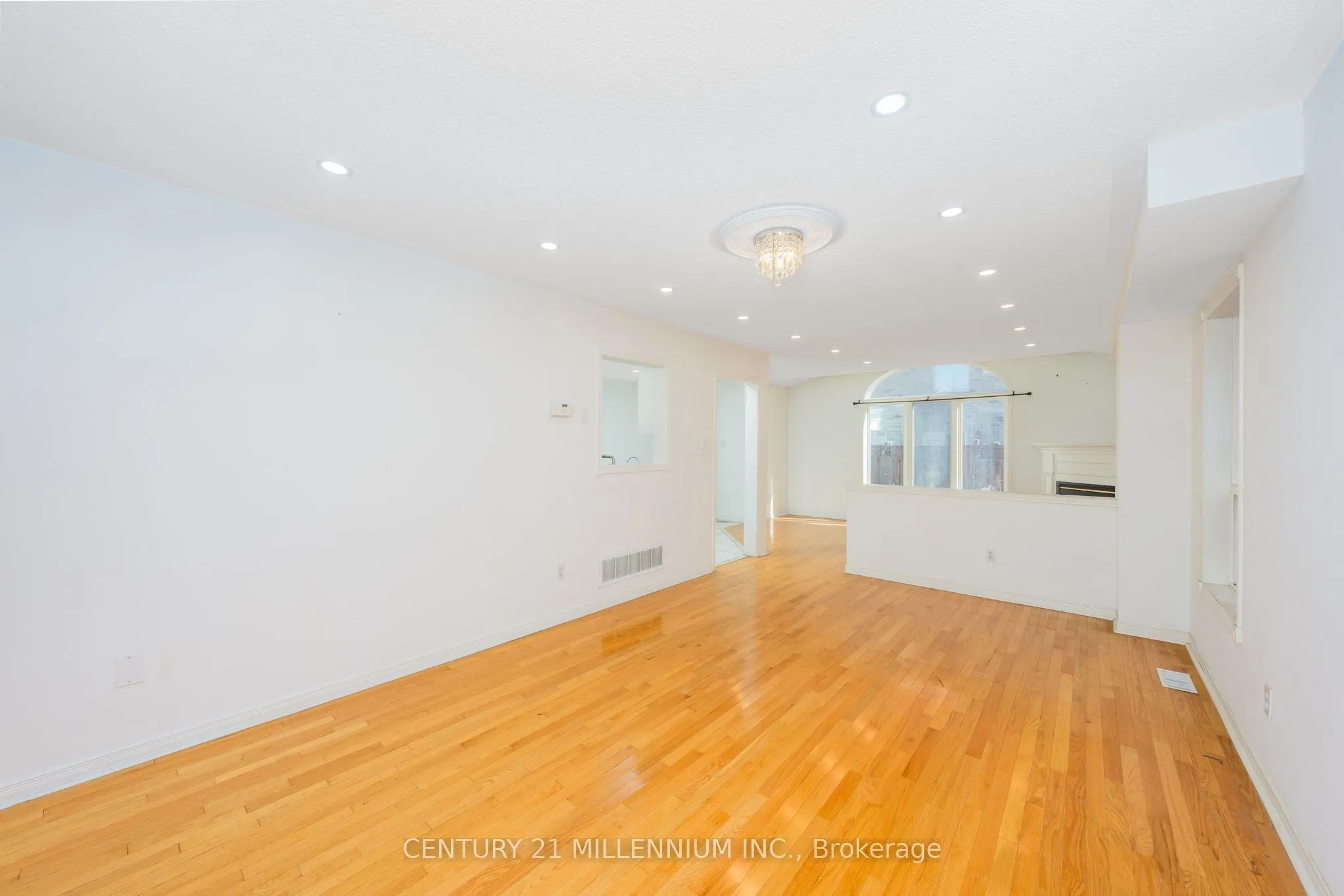 87 Heartleaf Crescent