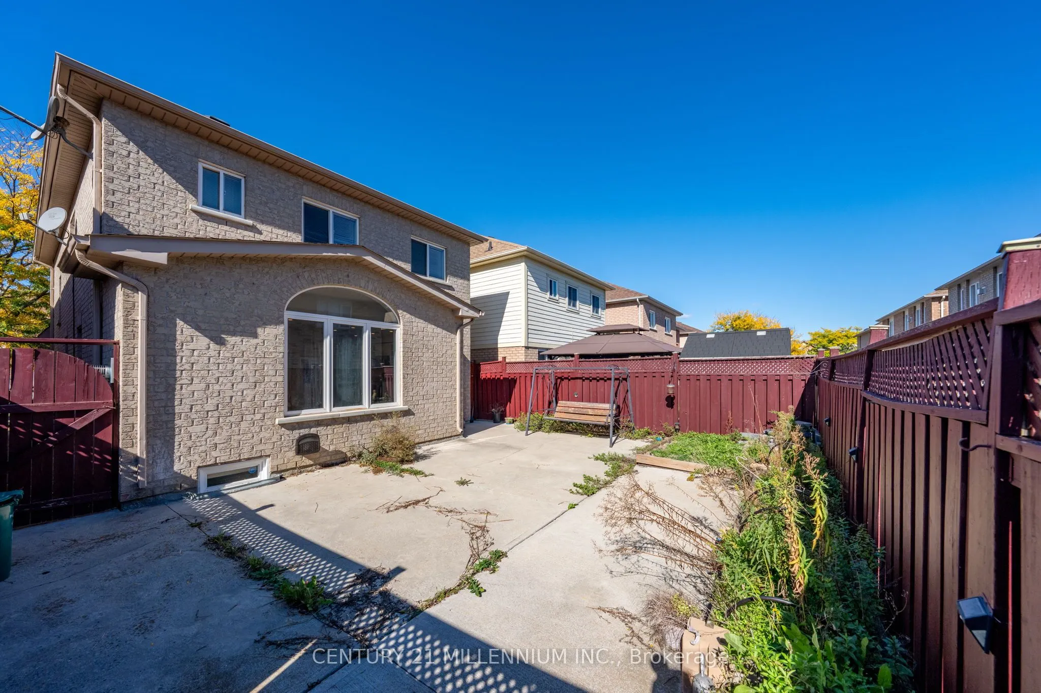 87 Heartleaf Crescent