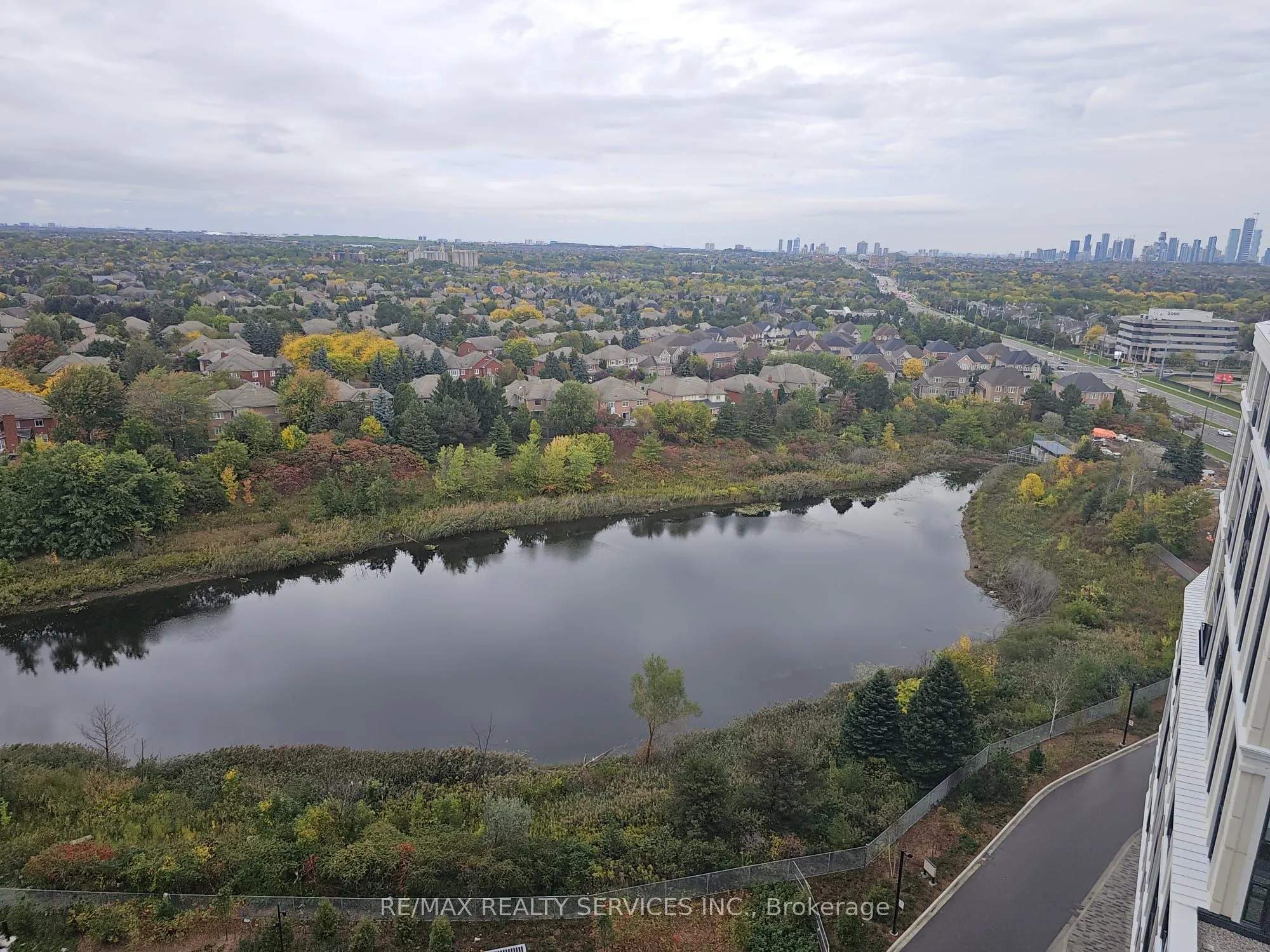 2485 Eglinton Avenue W, #1305